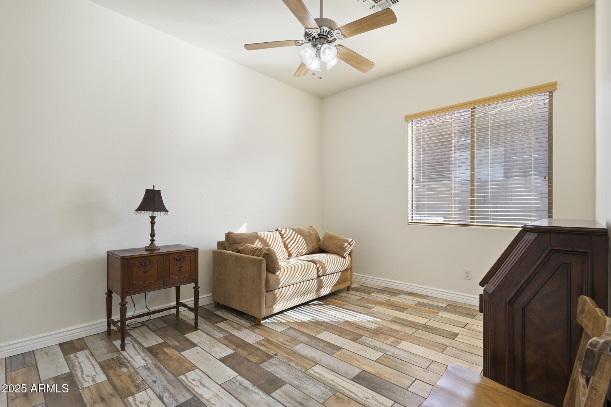 4609 W CHALLENGER Trail