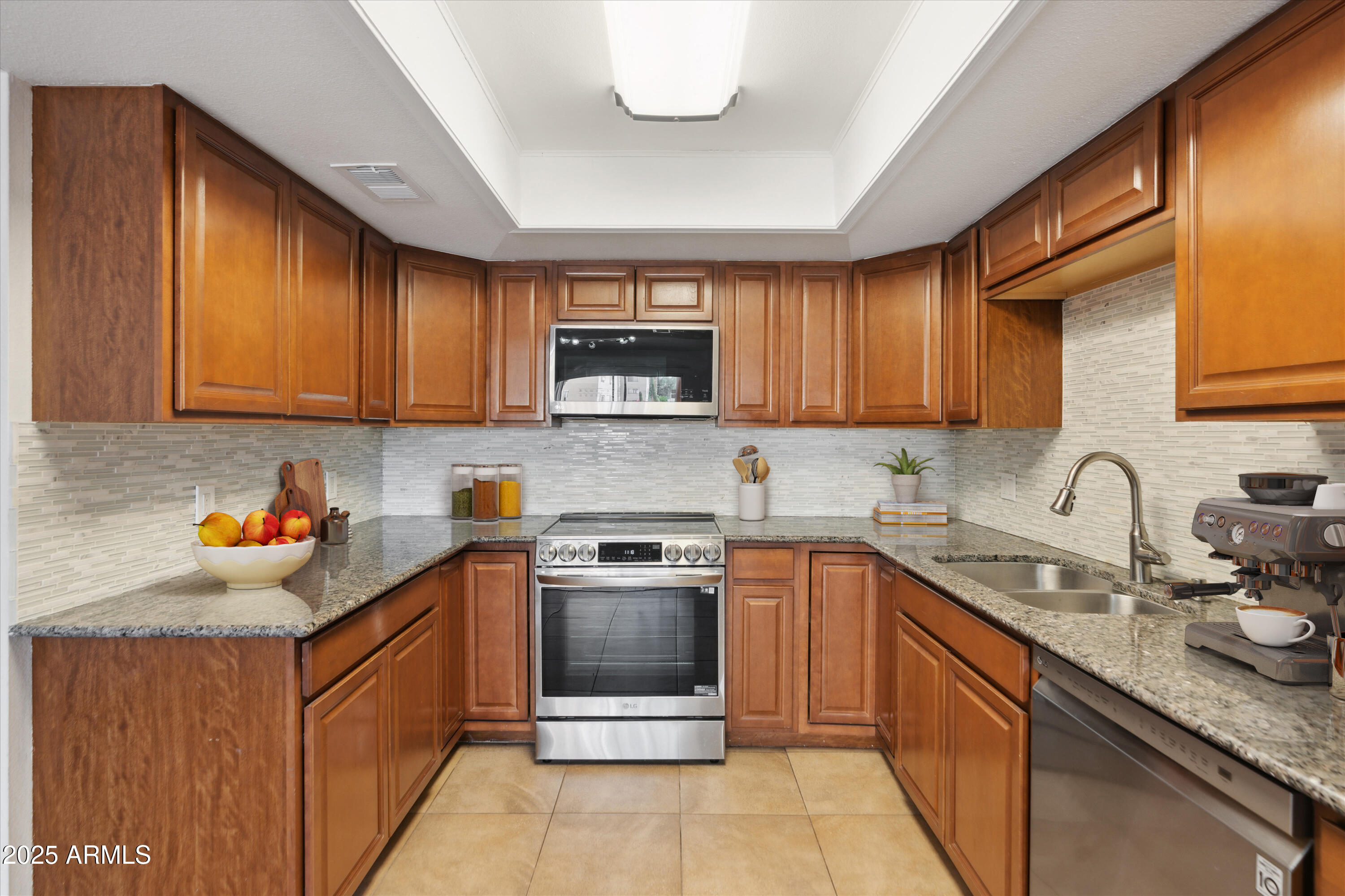 7940 E CAMELBACK Road, 101