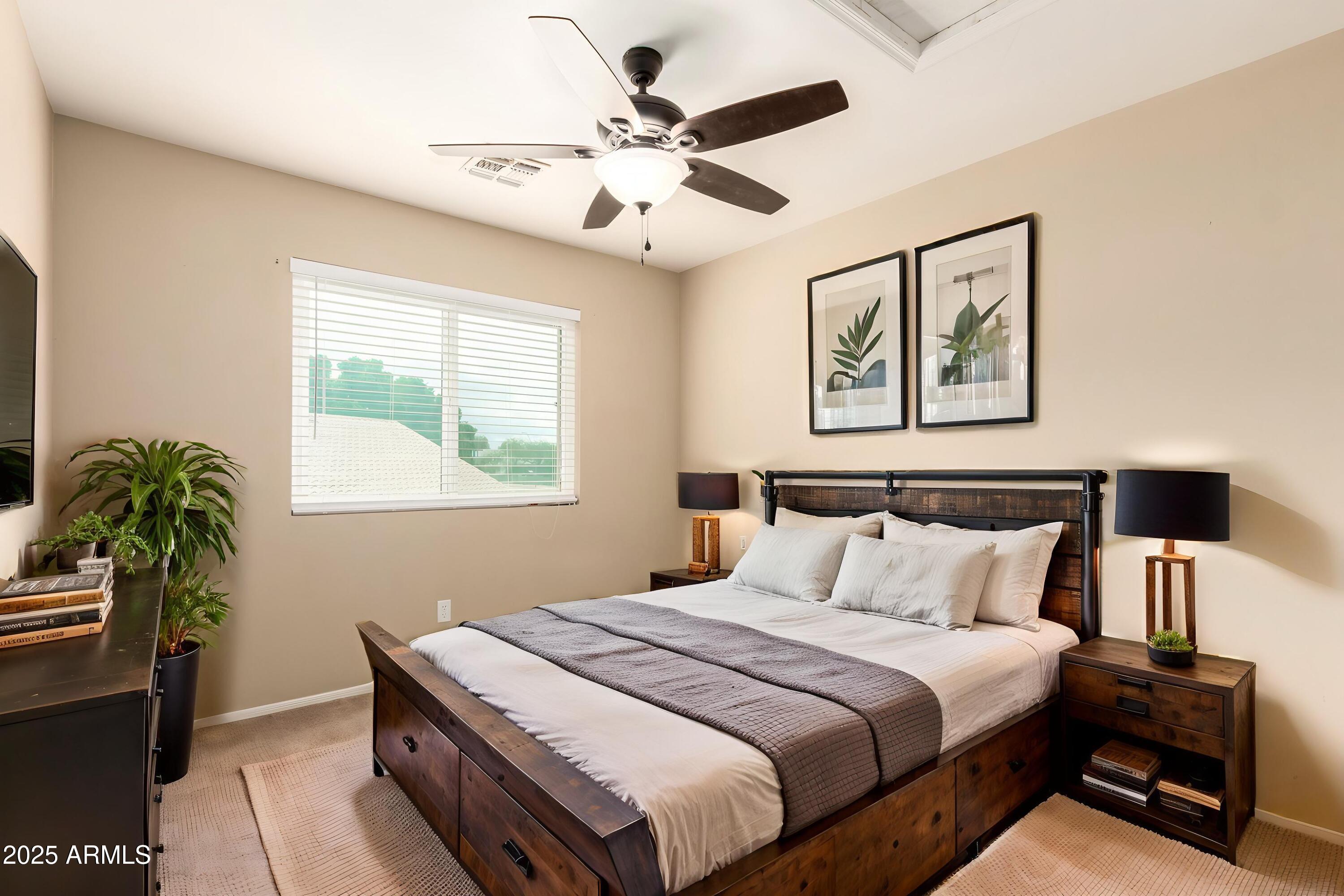 8274 S STEPHANIE Lane, Tempe