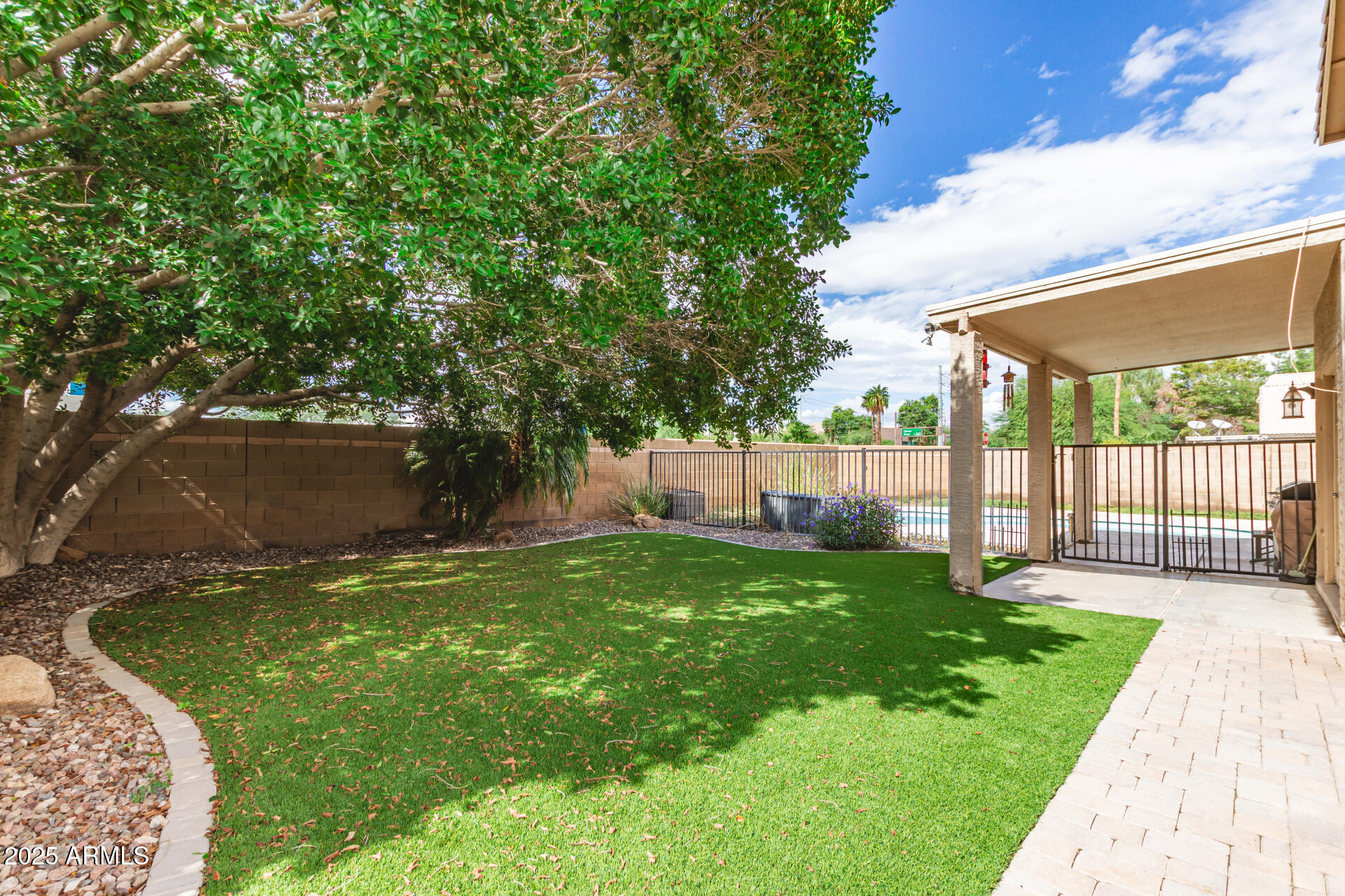 8274 S STEPHANIE Lane, Tempe