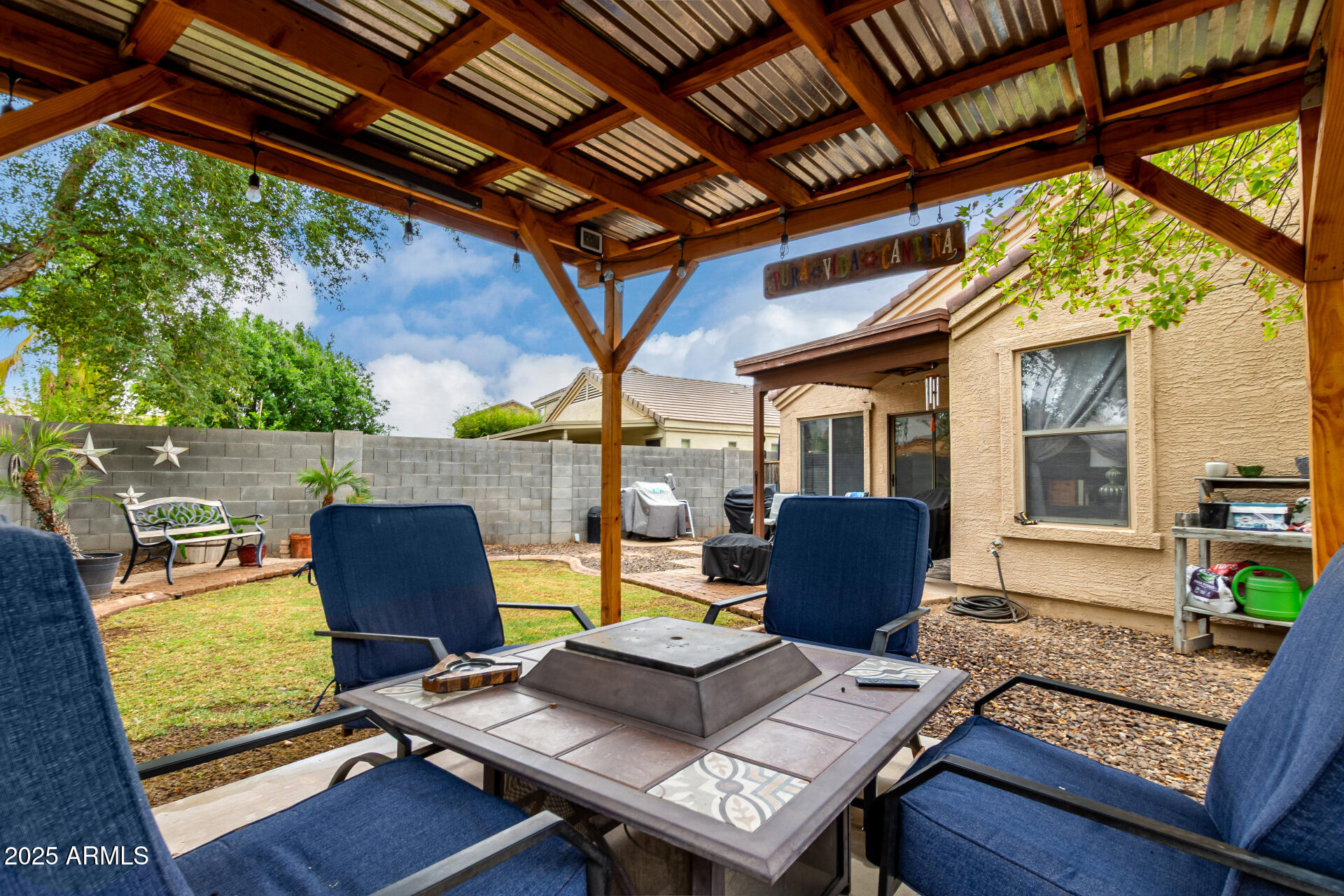 17433 W VENTURA Street, Surprise