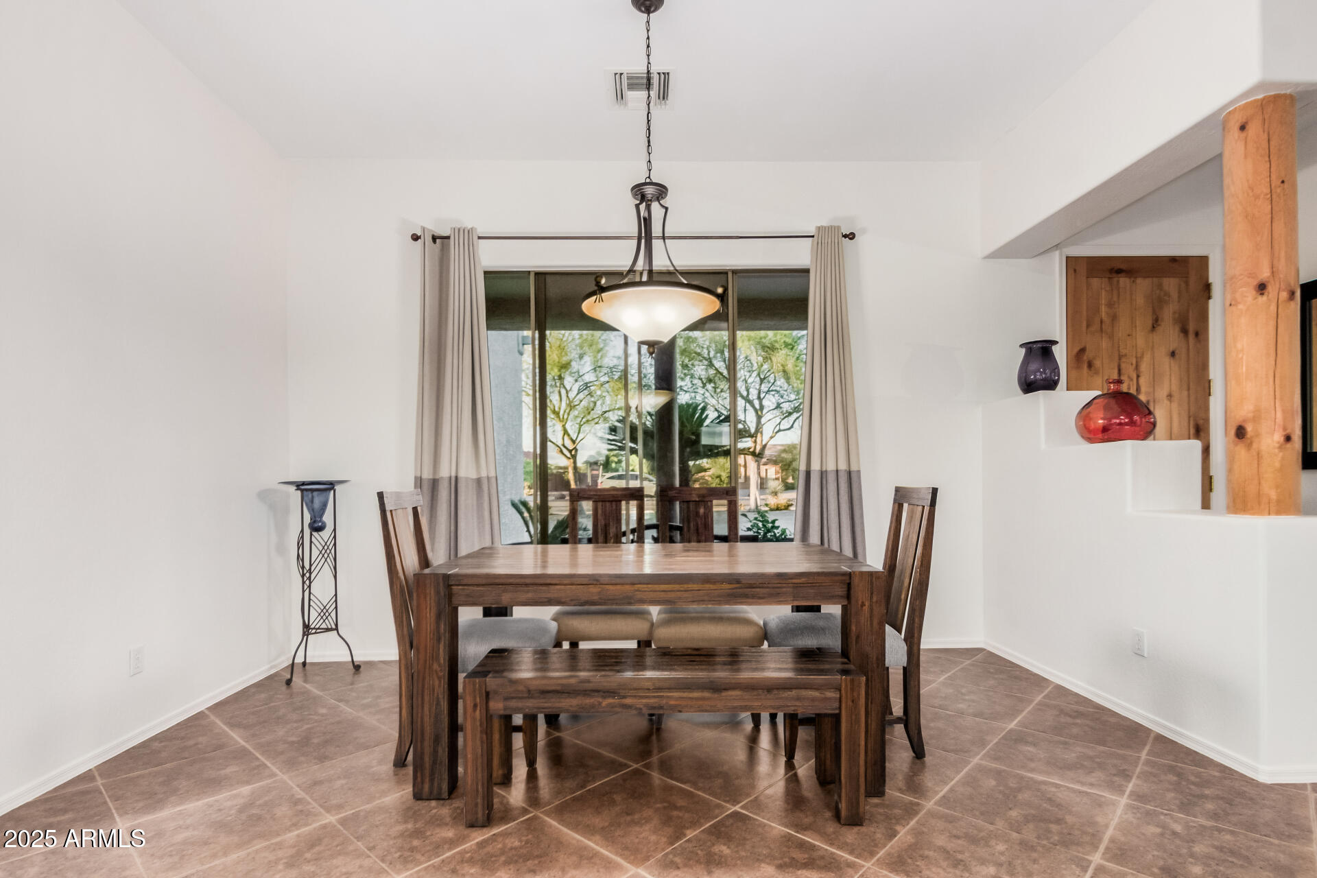 24909 W RED ROBIN Drive, Wittmann