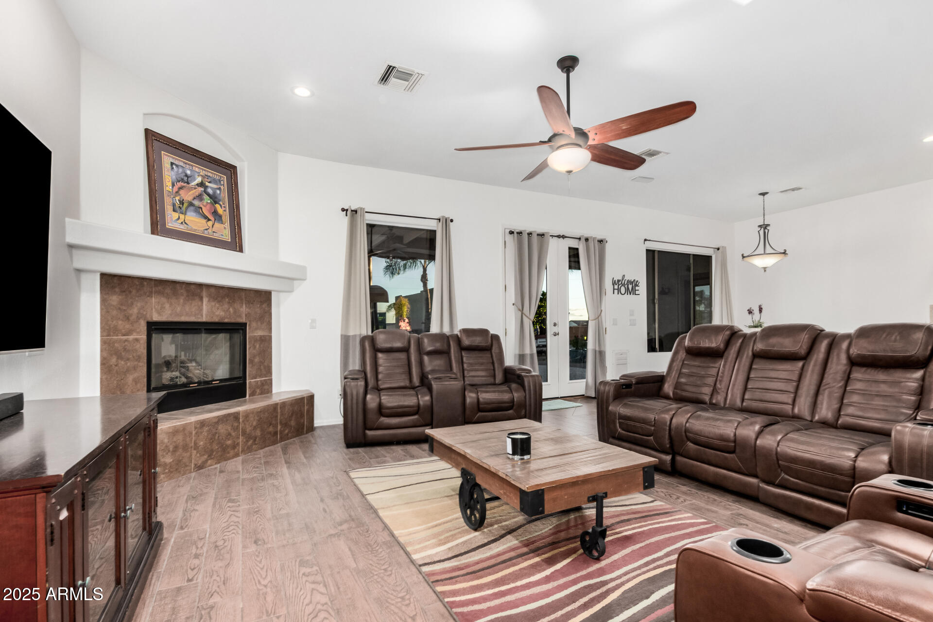 24909 W RED ROBIN Drive, Wittmann