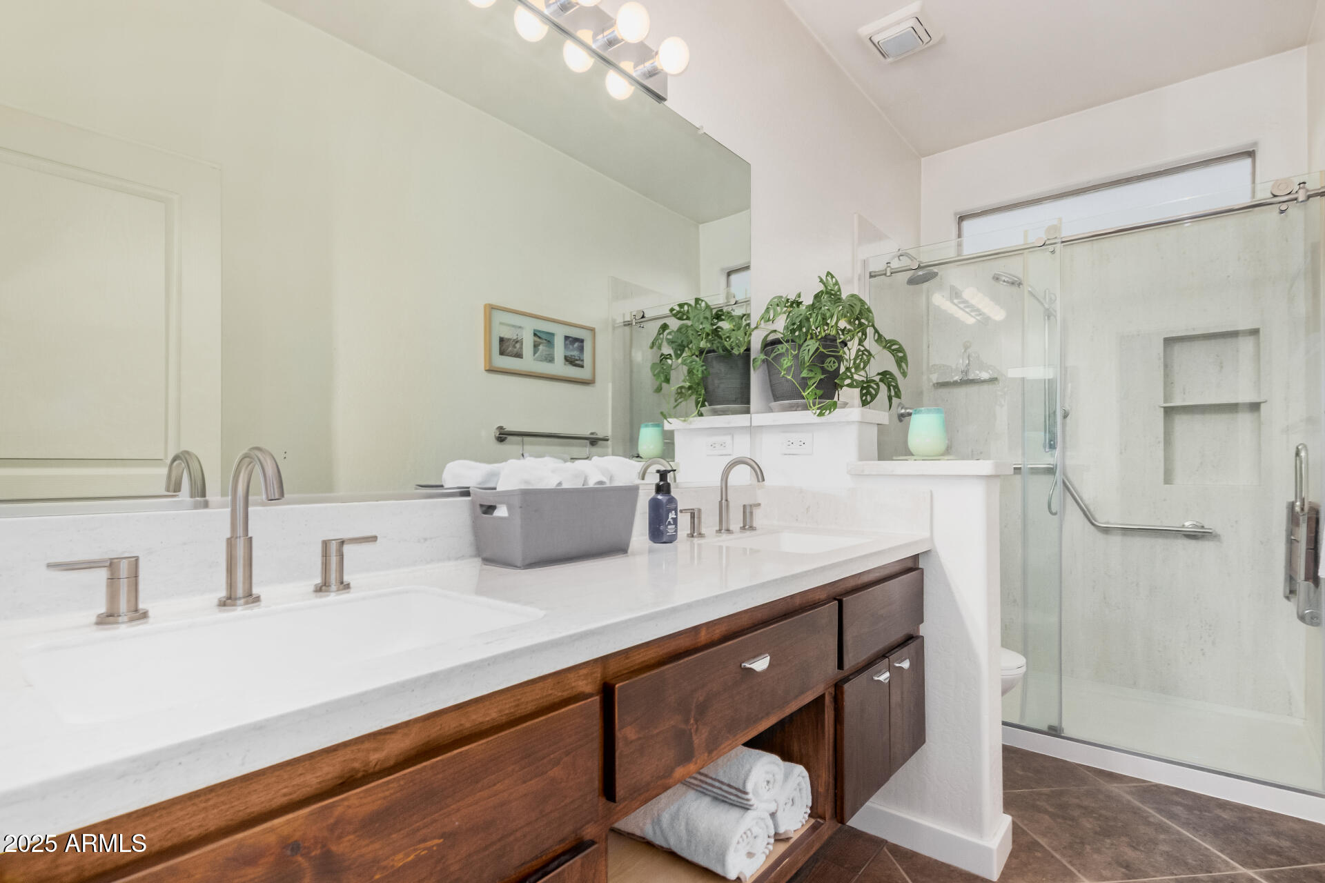 24909 W RED ROBIN Drive, Wittmann