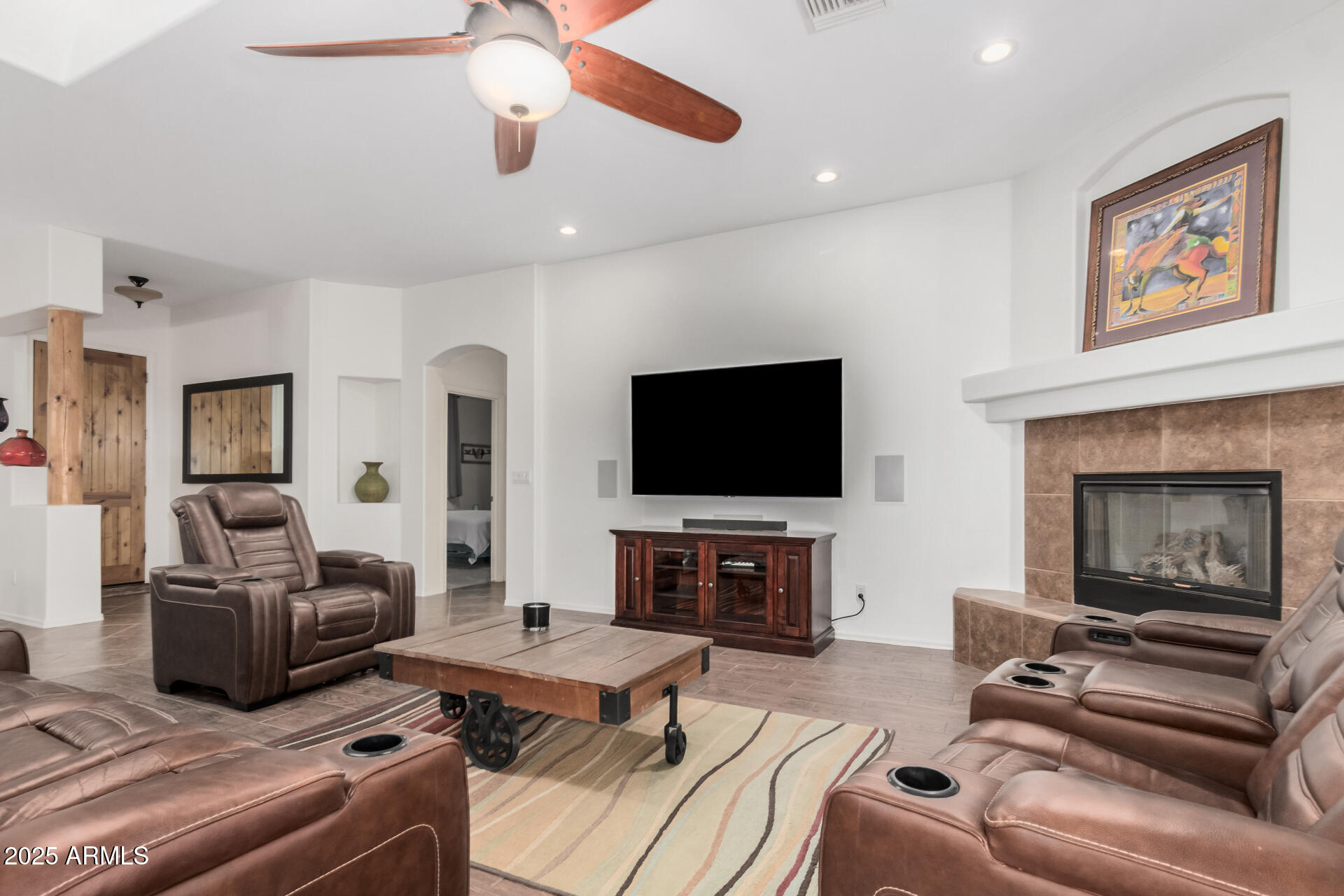 24909 W RED ROBIN Drive, Wittmann