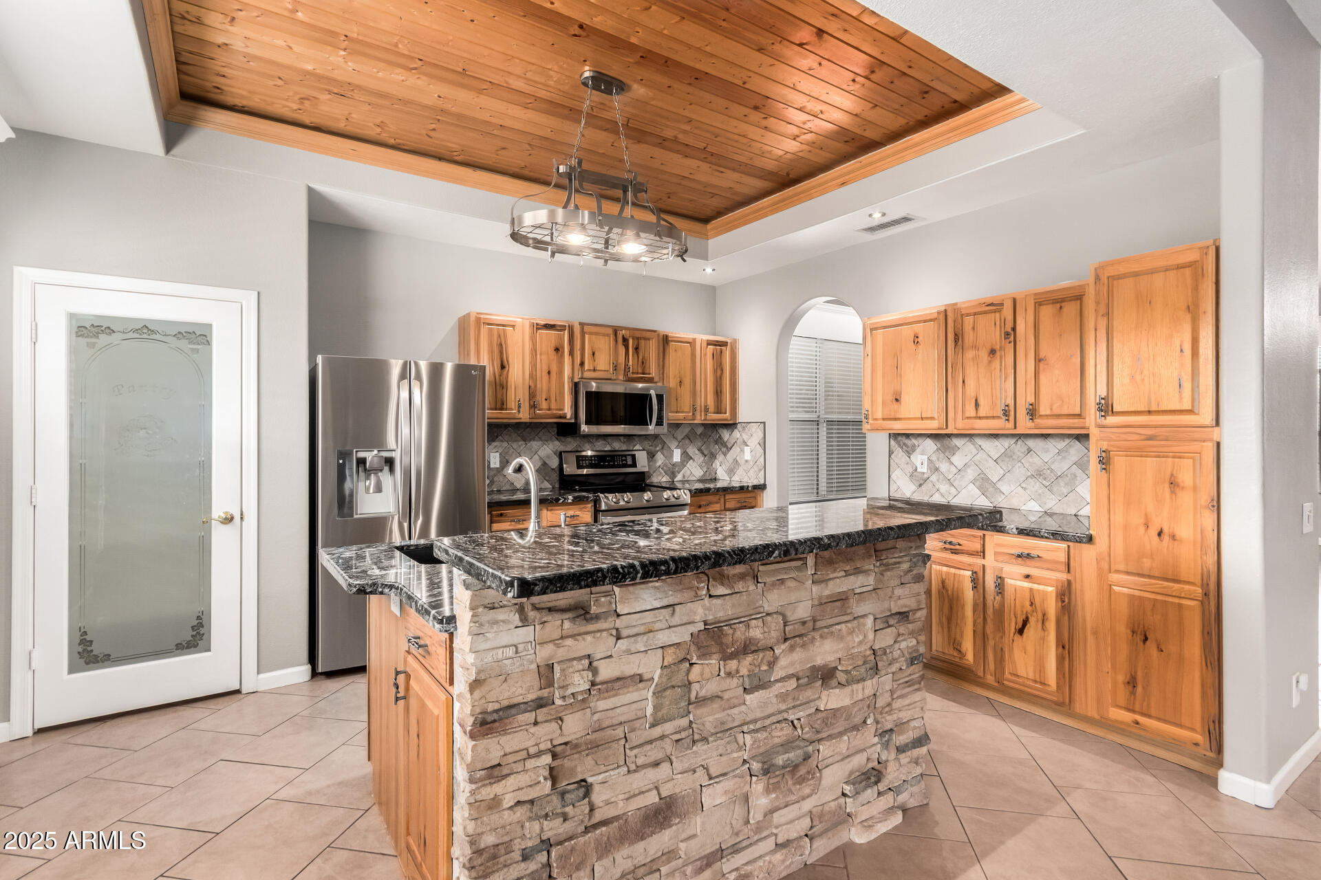 7360 E JUNE Street, Mesa