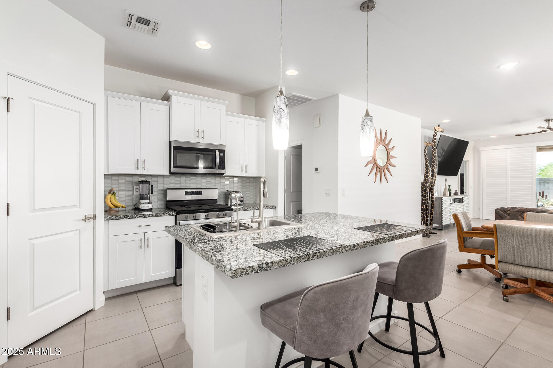 36934 N SIDEWINDER Drive, San Tan Valley