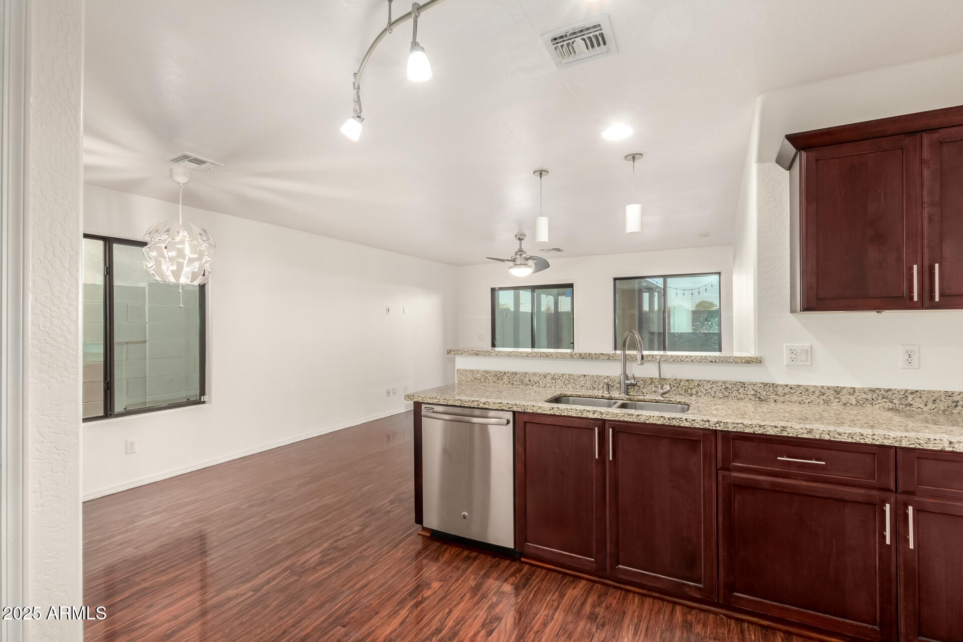 4847 S 4TH Avenue, Phoenix