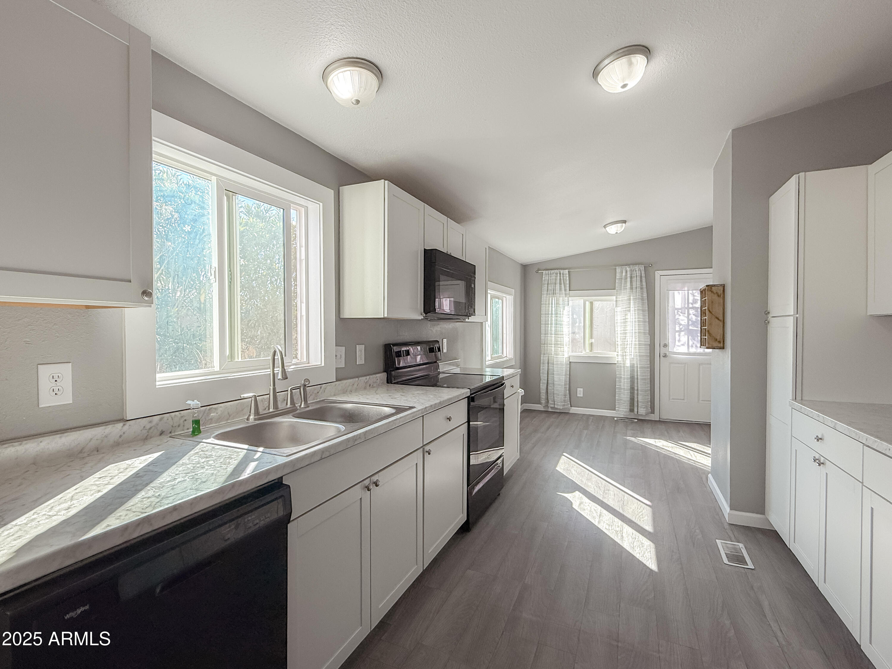 9431 E CORALBELL Avenue, 145, Mesa Unit: 145