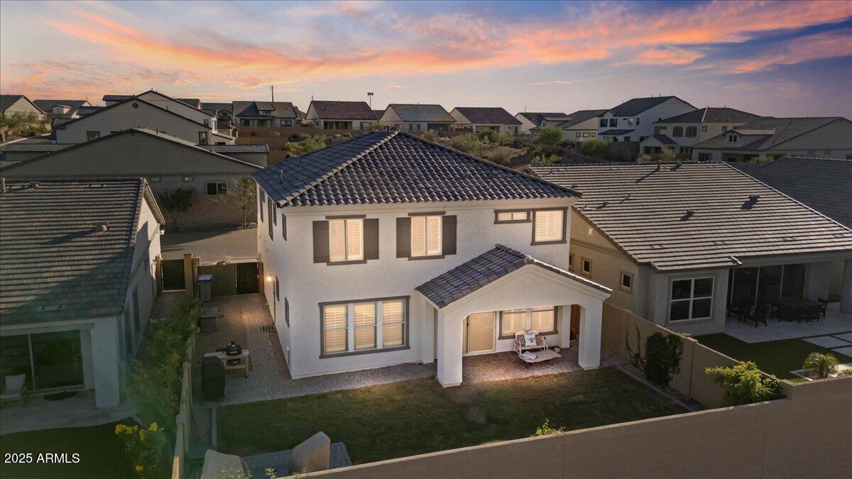 5632 E SANDIA Street