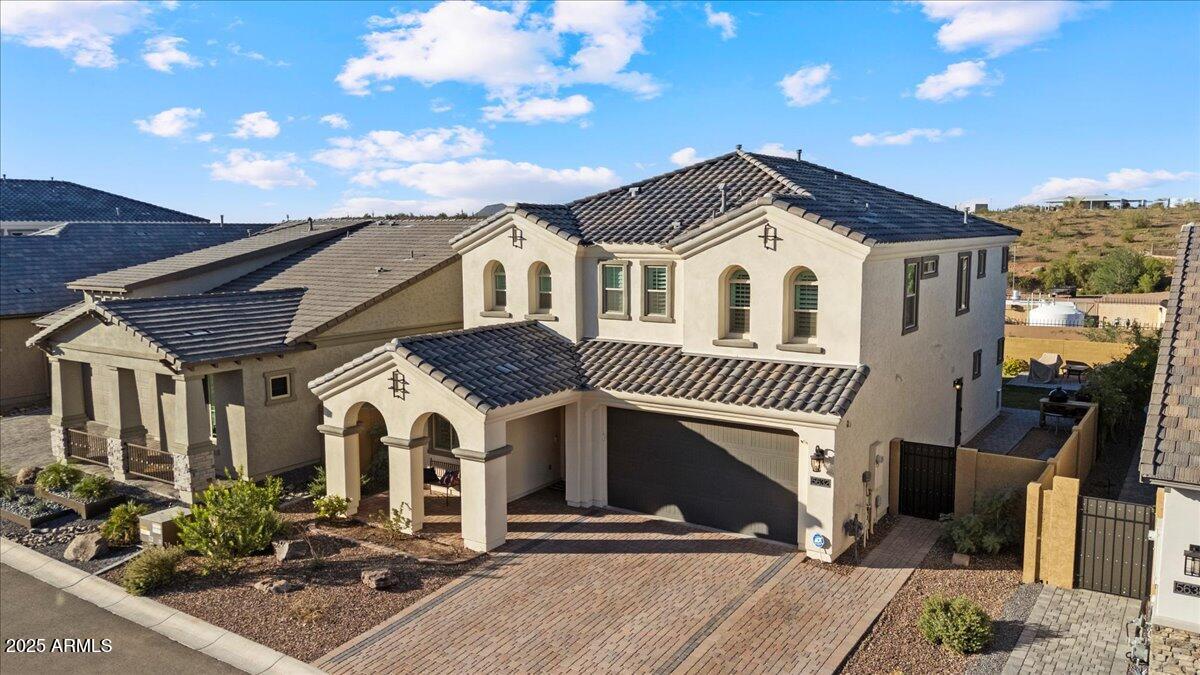 5632 E SANDIA Street