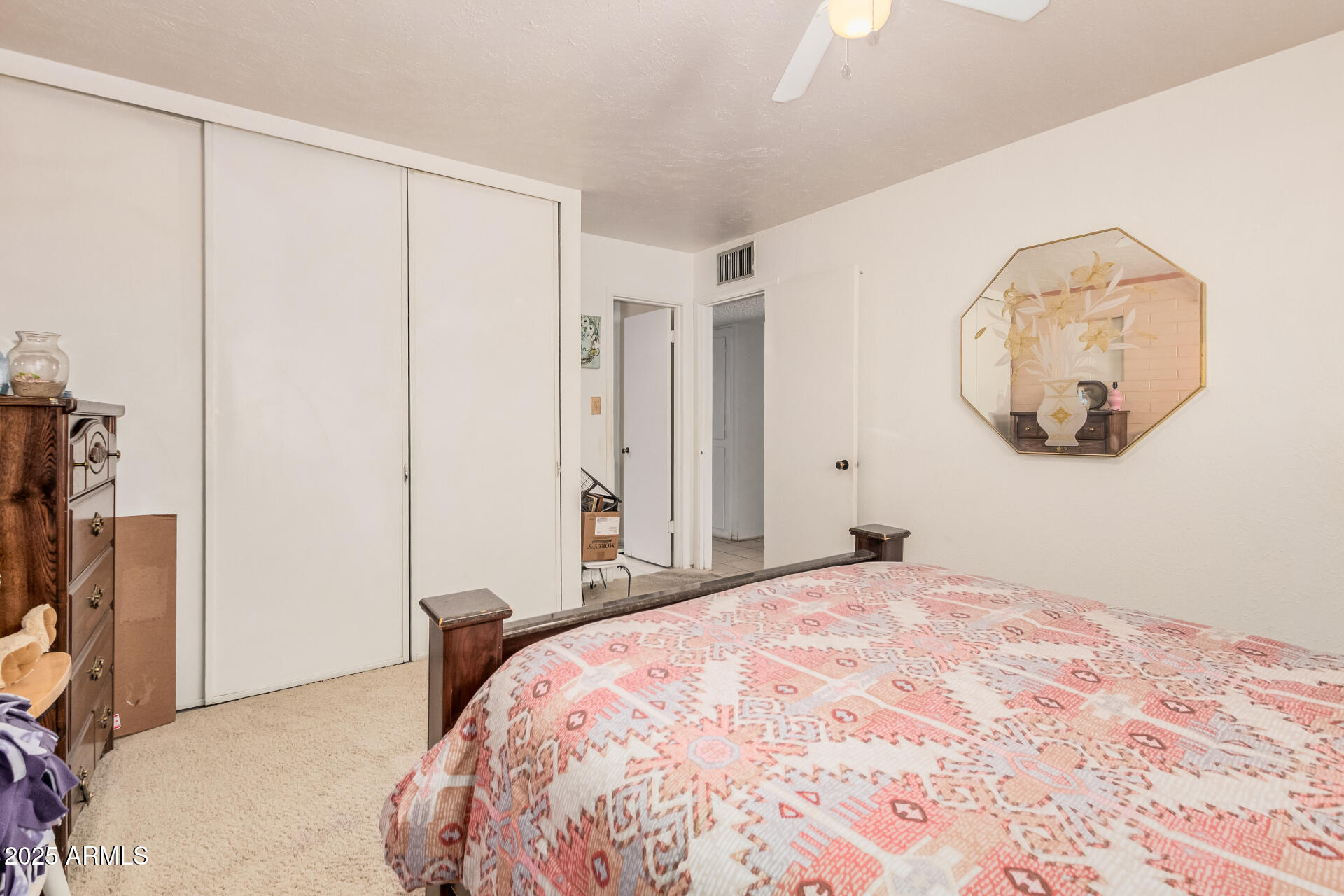 5858 W MINNEZONA Avenue, Phoenix