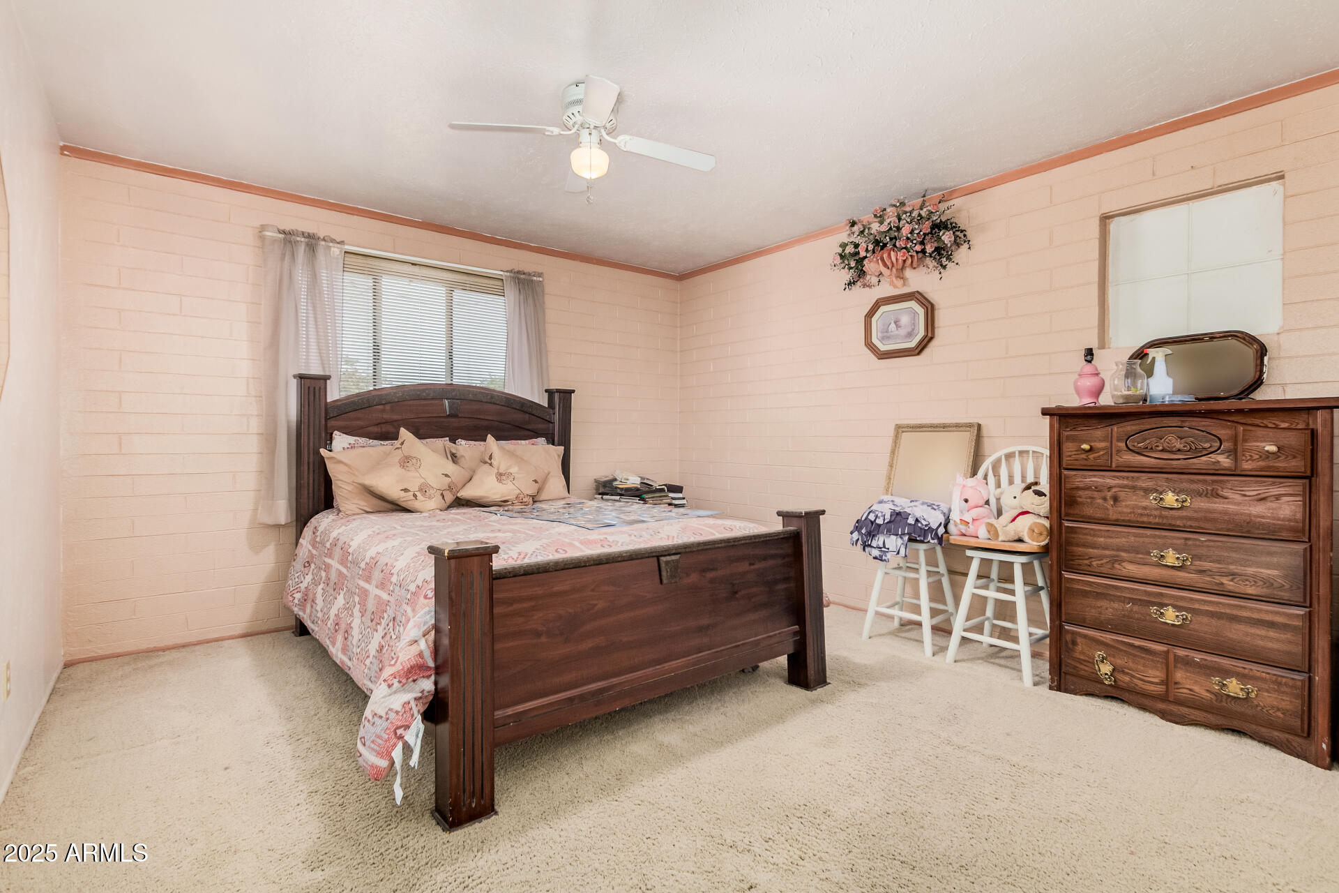 5858 W MINNEZONA Avenue, Phoenix