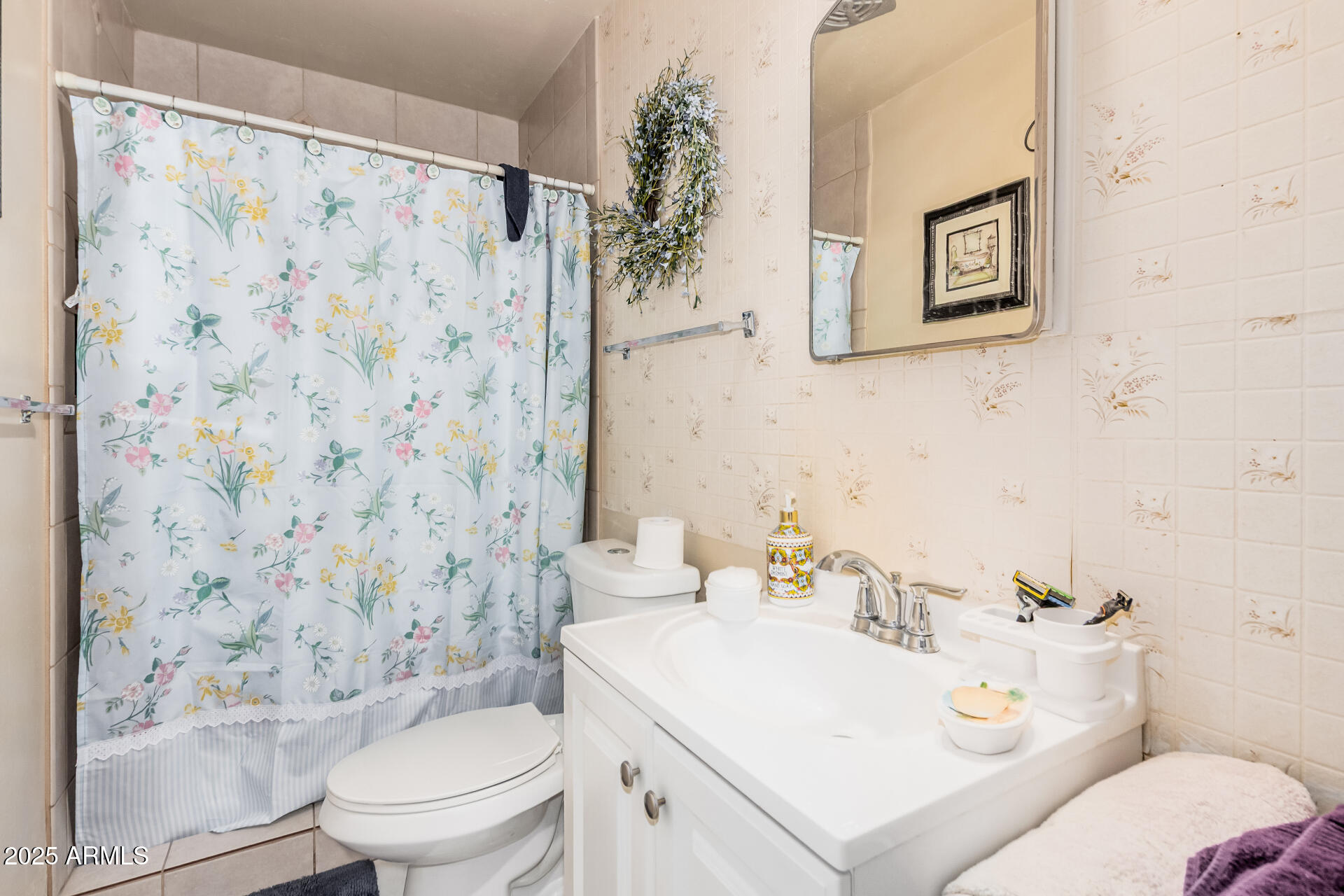 5858 W MINNEZONA Avenue, Phoenix