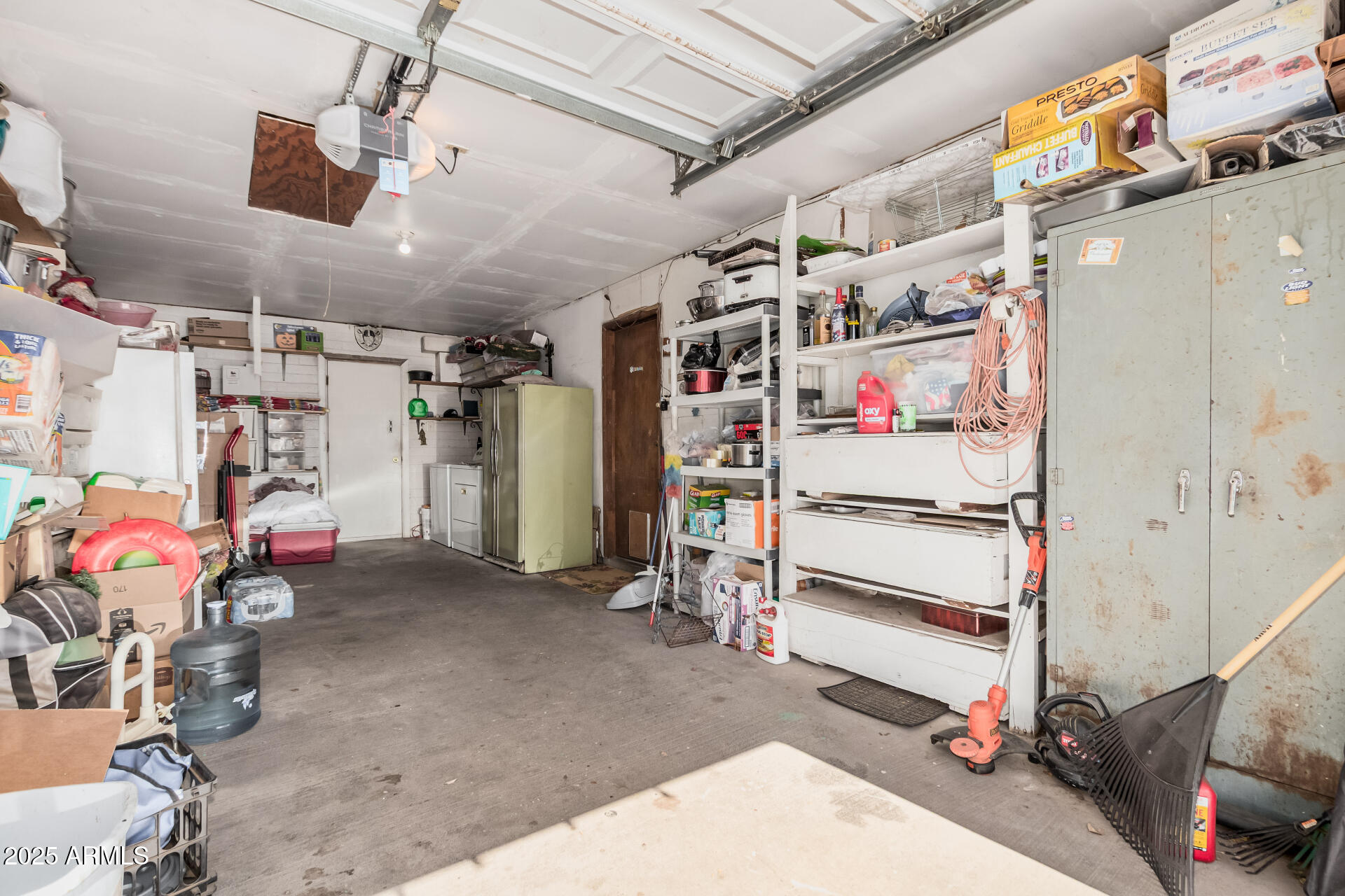 5858 W MINNEZONA Avenue, Phoenix