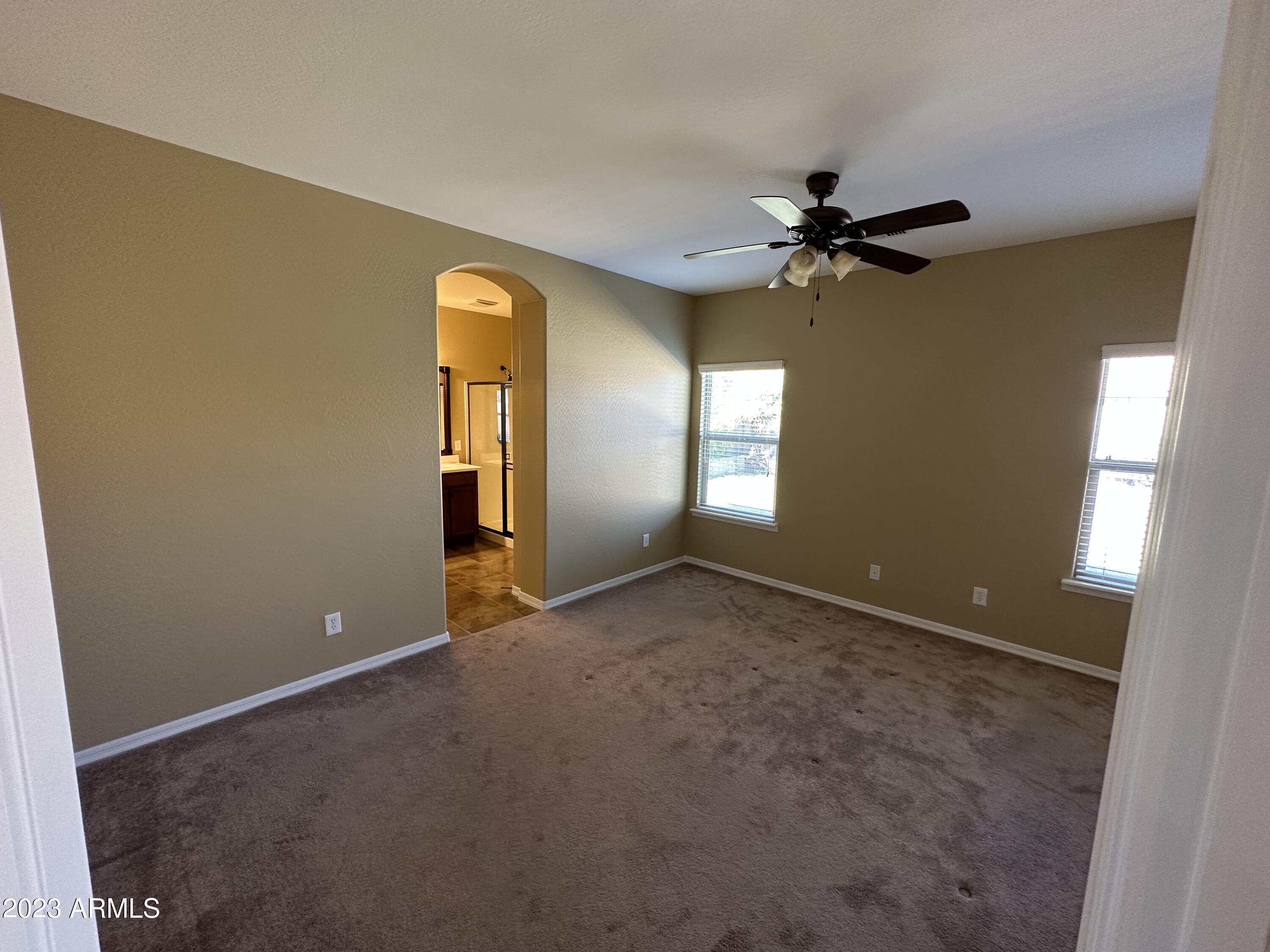 946 W BASSWOOD Avenue, San Tan Valley