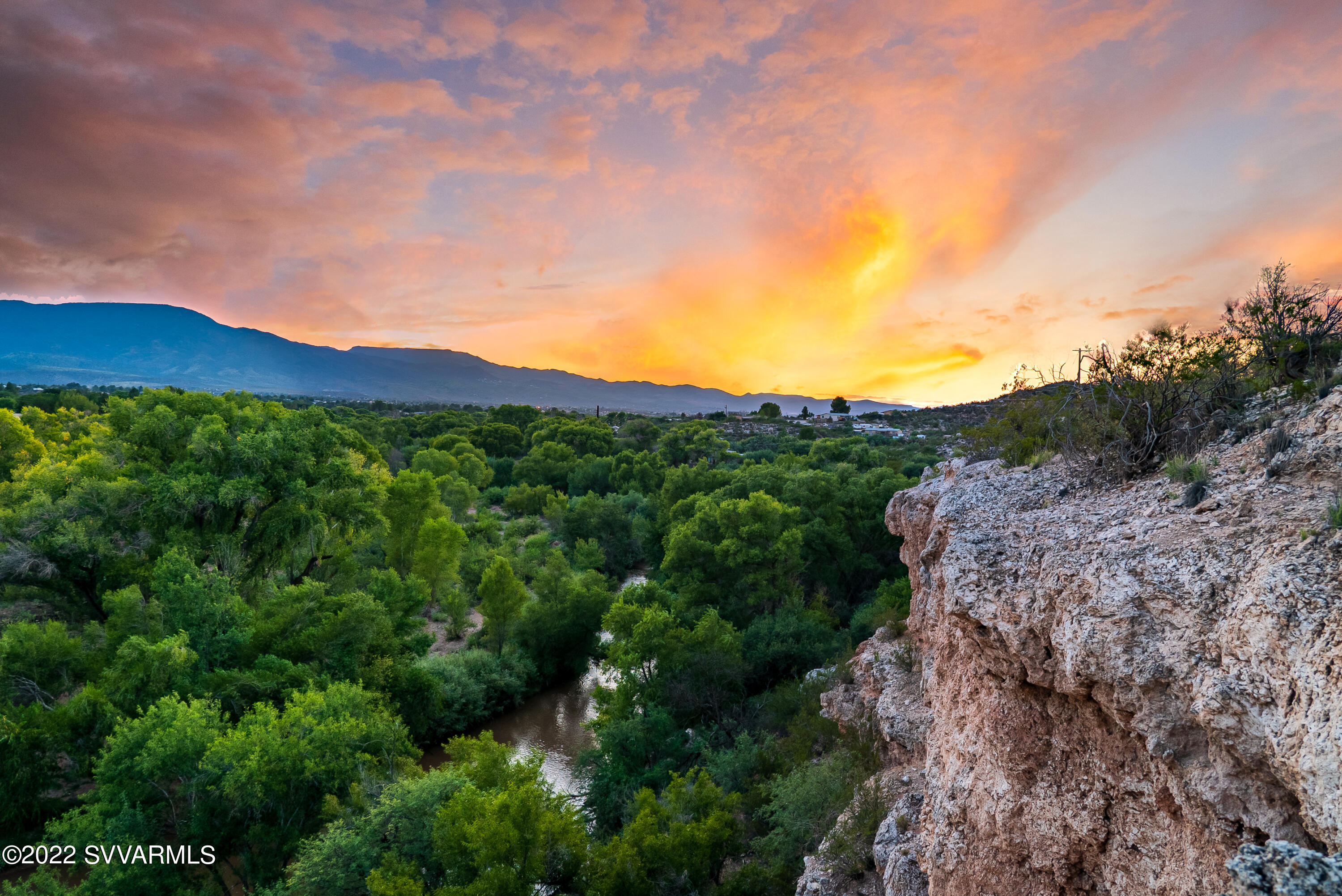 0 Flowing Tani Trail -