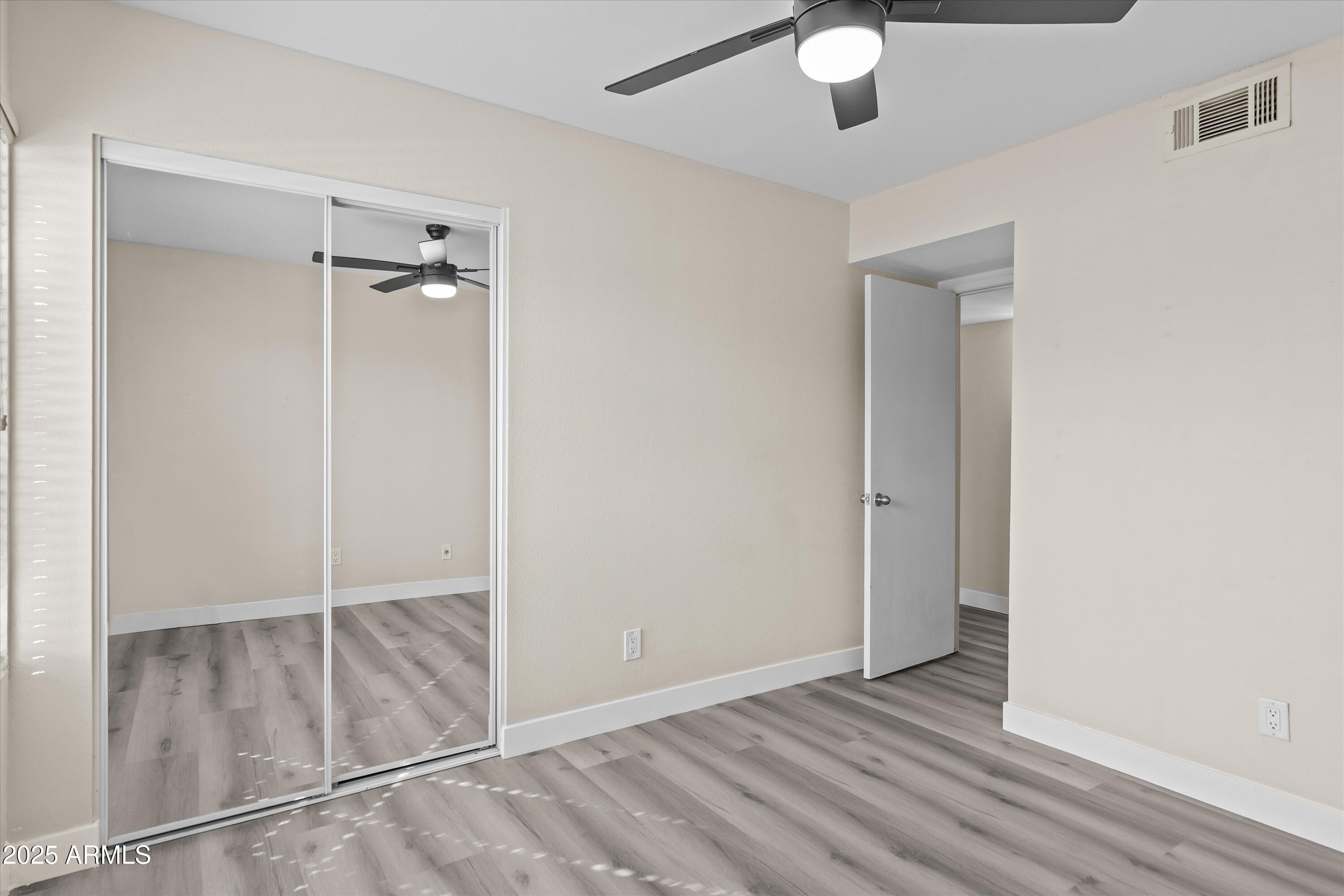 1033 N GRANITE REEF Road