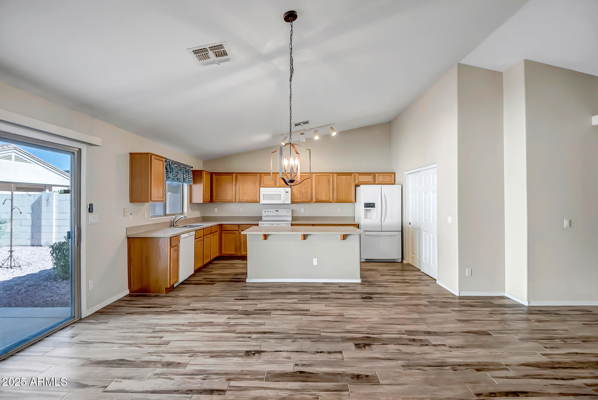 13510 W STATLER Street