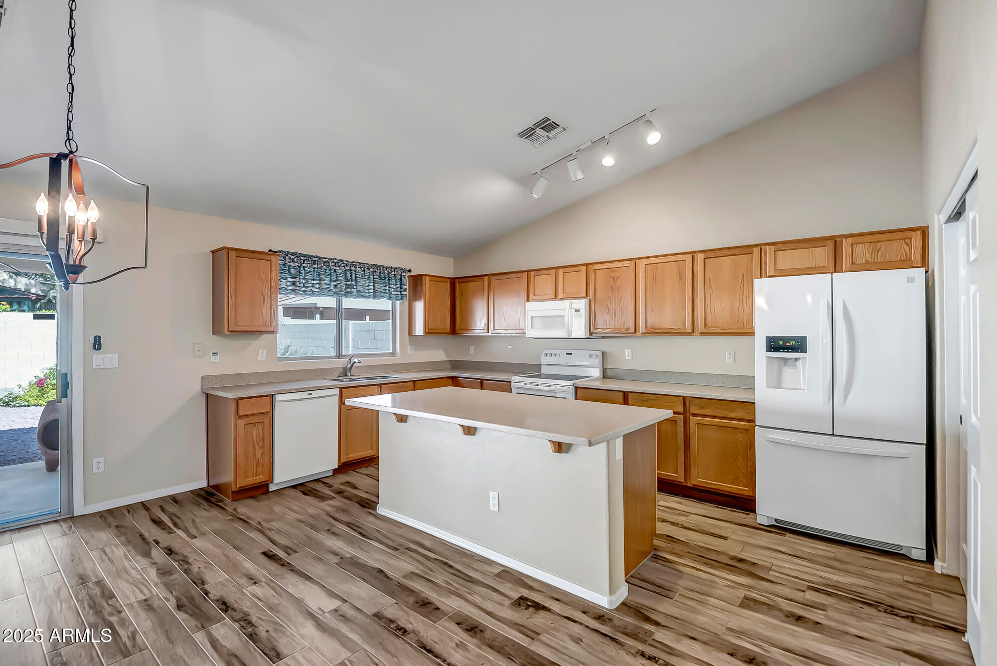 13510 W STATLER Street