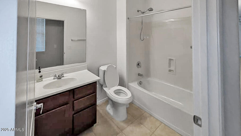 22590 W MOONLIGHT Path