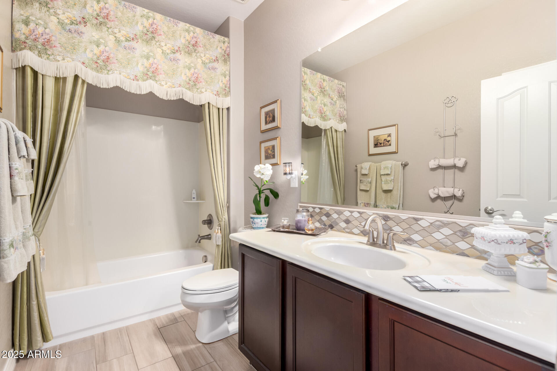 28734 N COYOTE CREEK Road