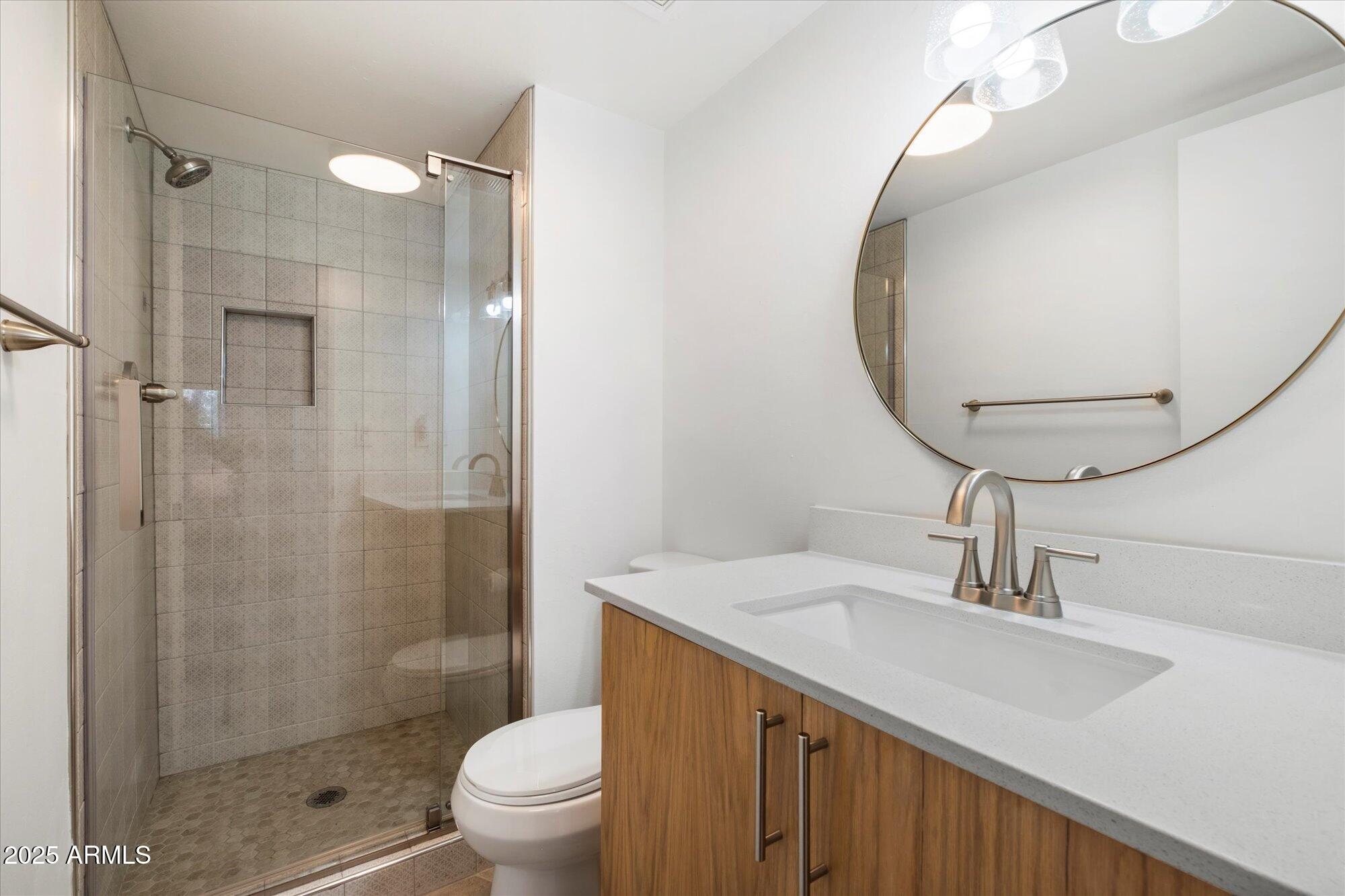 3737 E TURNEY Avenue, 206