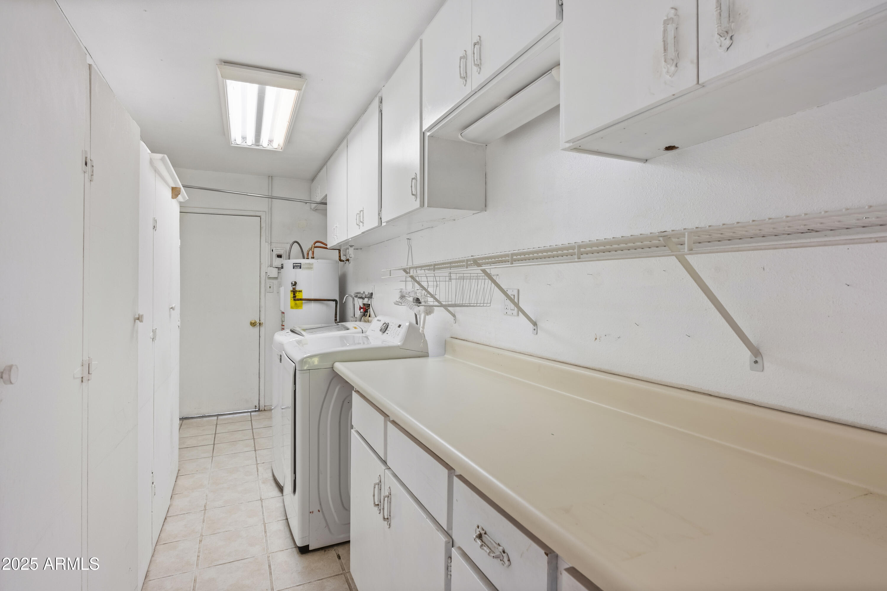 7662 E HAZELWOOD Street