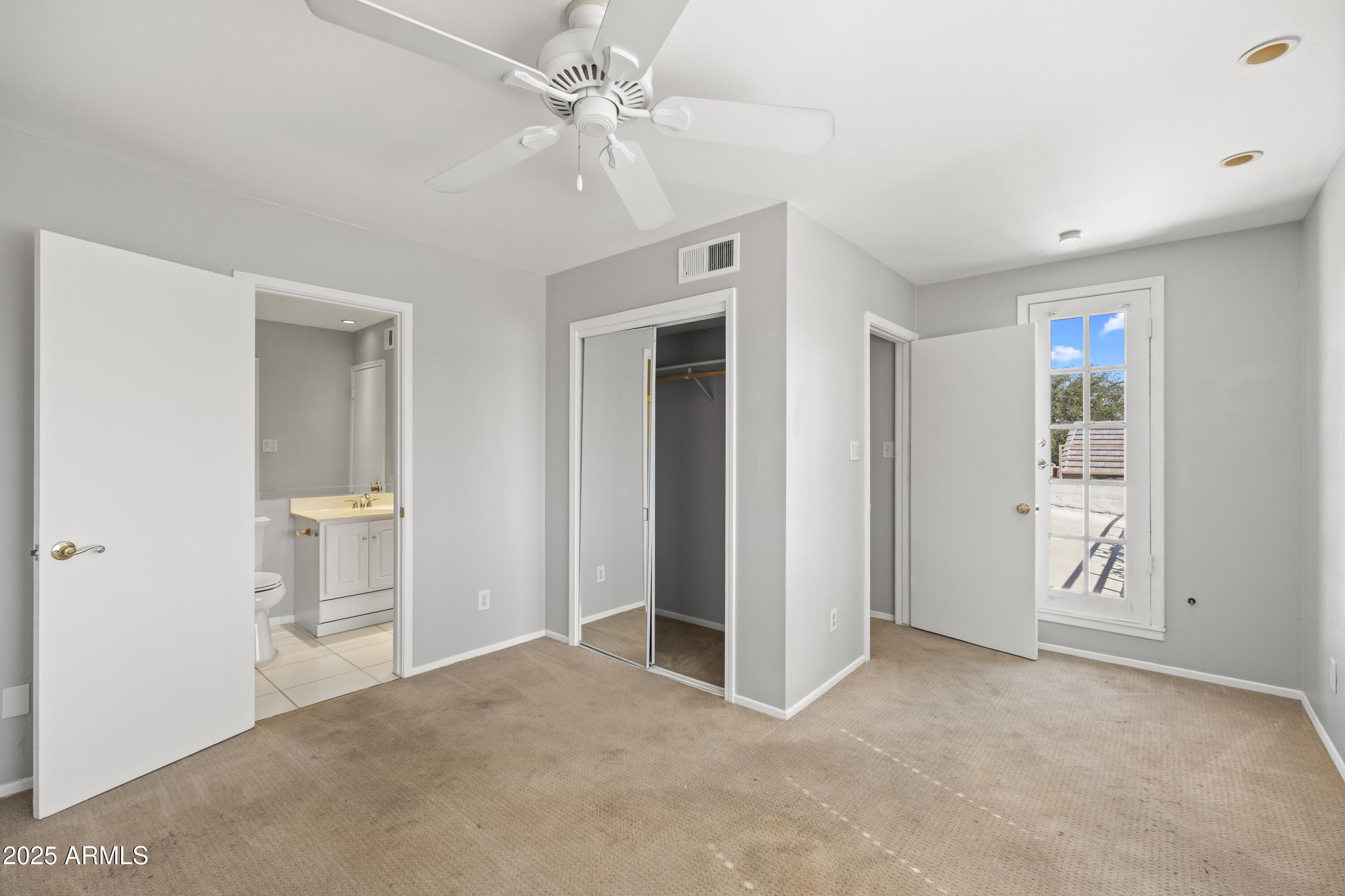 7662 E HAZELWOOD Street