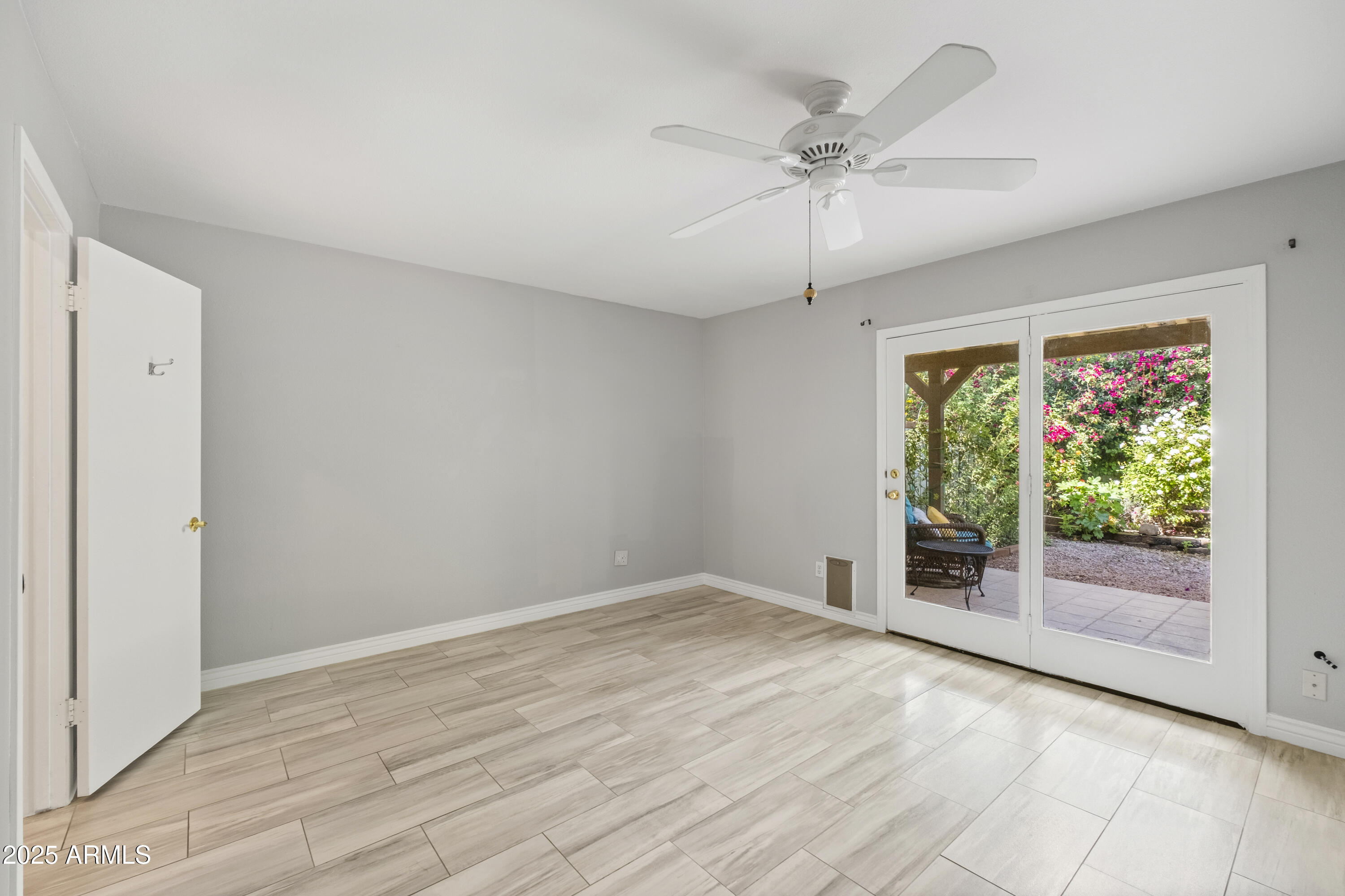 7662 E HAZELWOOD Street