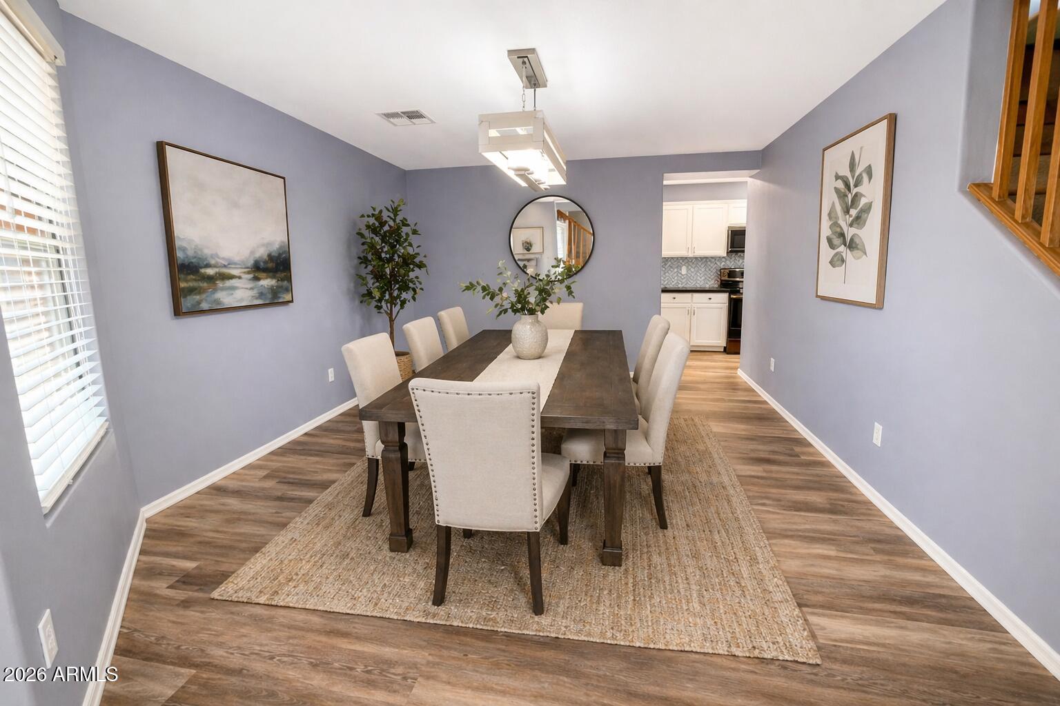 2812 W SUNSHINE BUTTE Drive