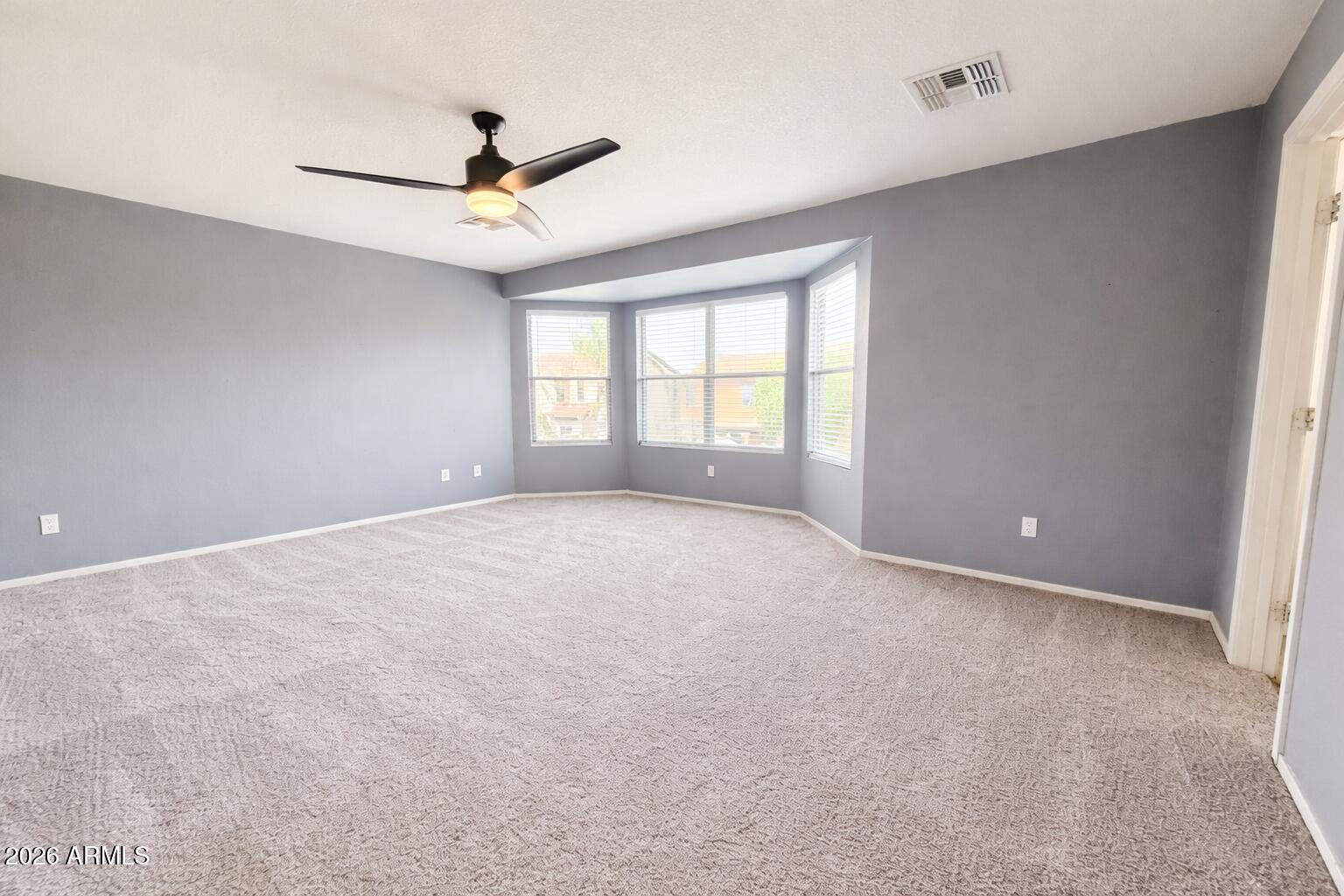 2812 W SUNSHINE BUTTE Drive