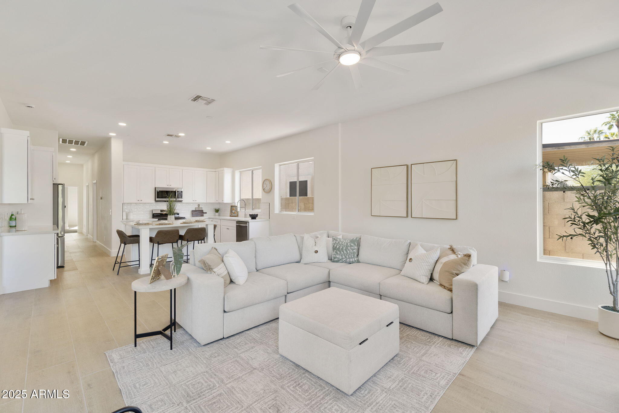 710 W CHERRYWOOD Drive