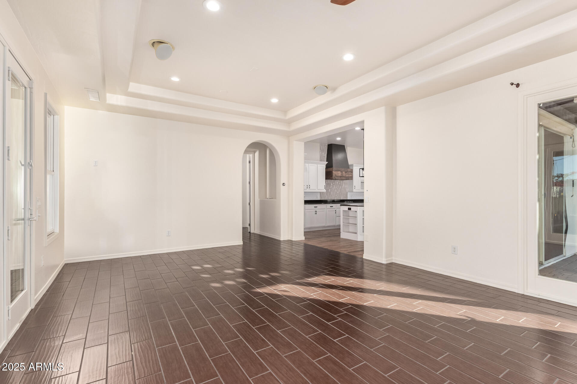 2198 E WISTERIA Drive