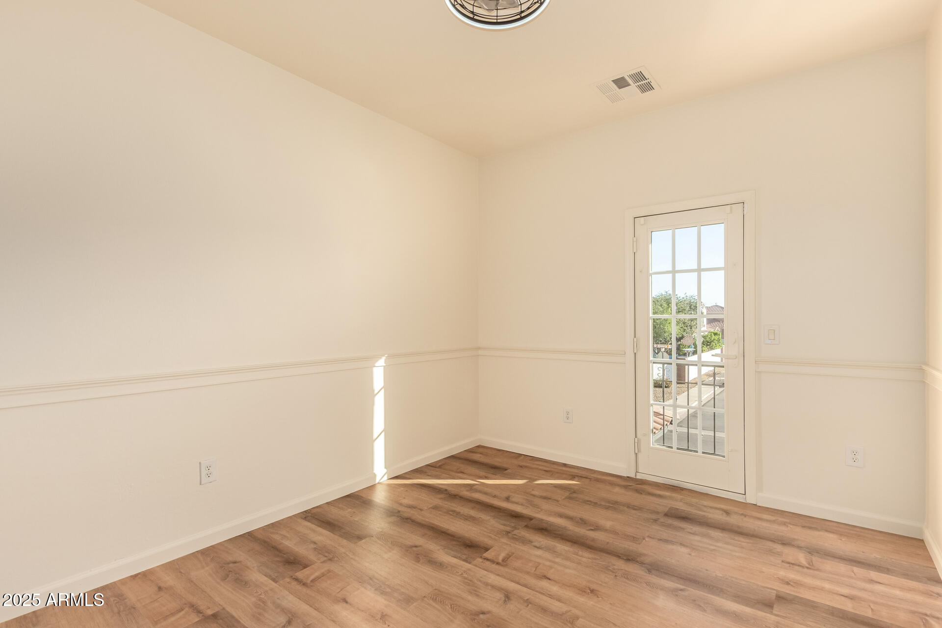 2198 E WISTERIA Drive