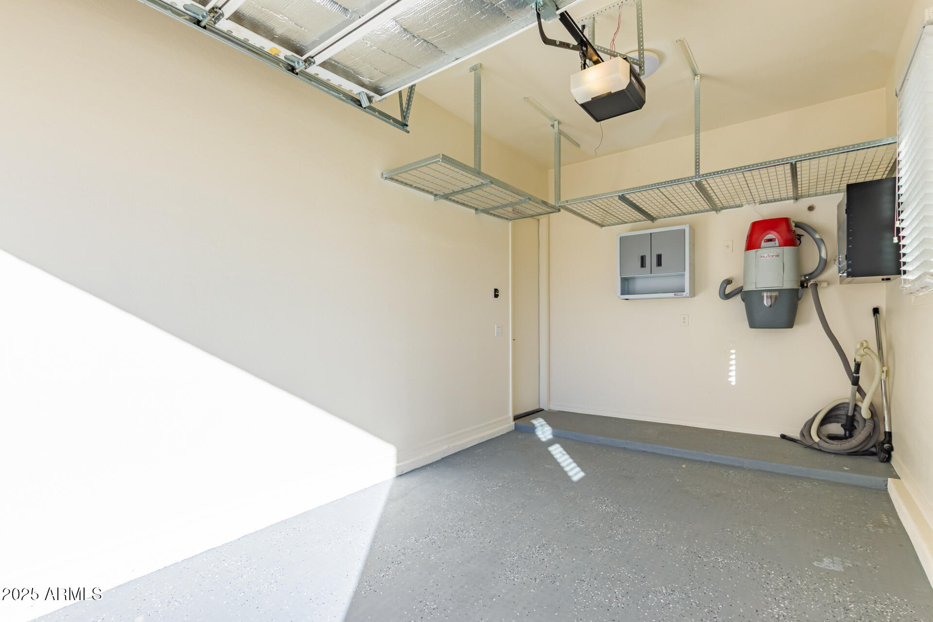 2198 E WISTERIA Drive