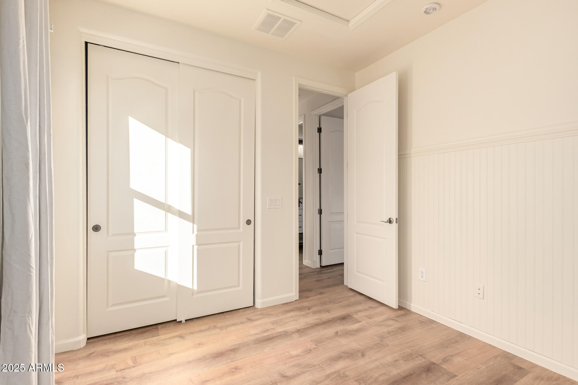 2198 E WISTERIA Drive