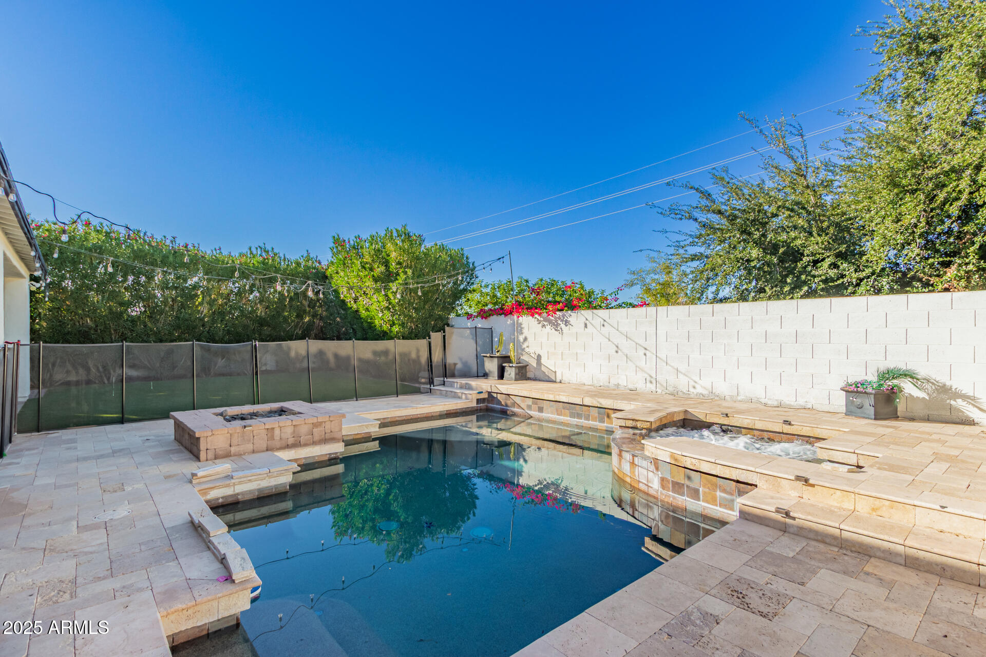 2198 E WISTERIA Drive