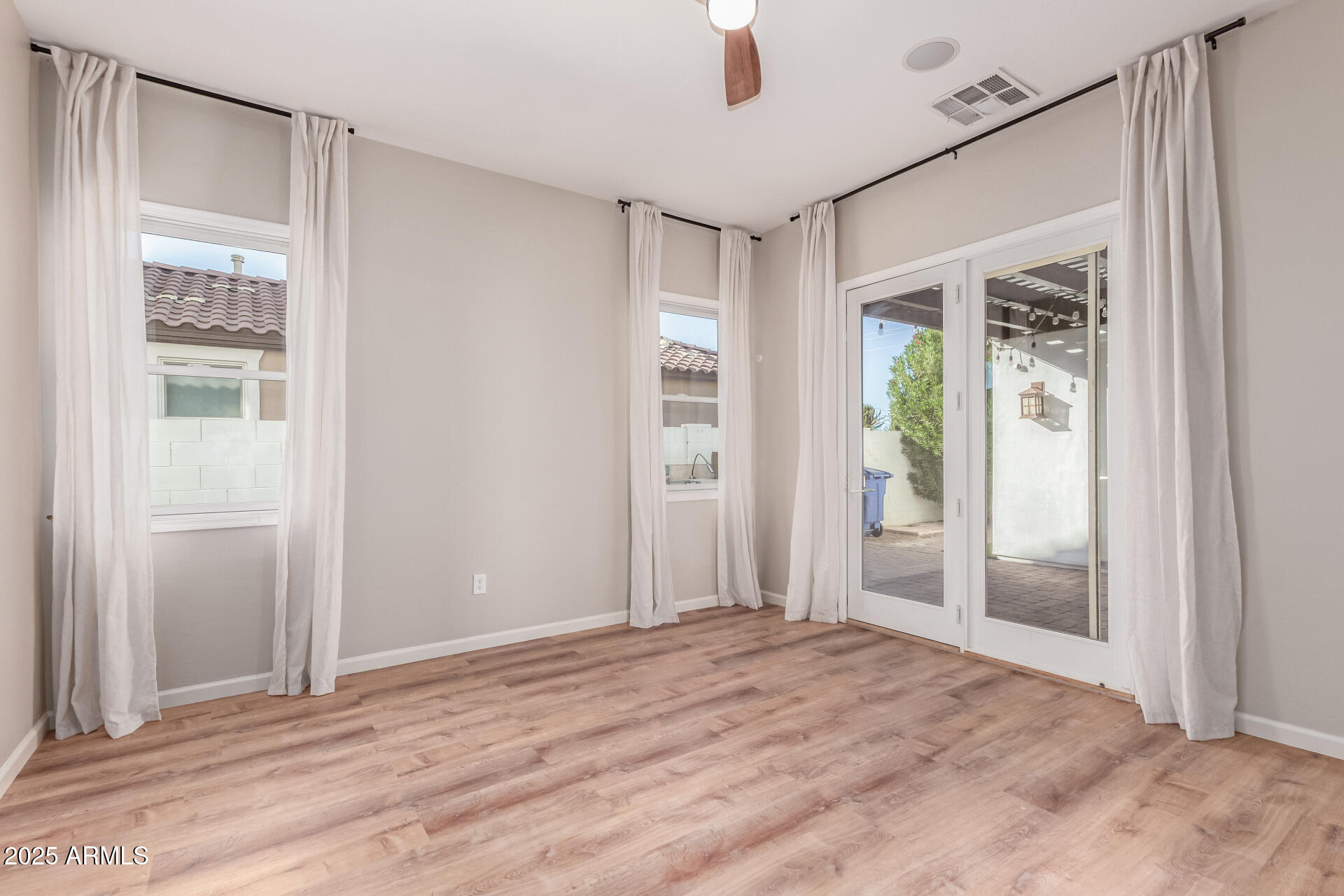 2198 E WISTERIA Drive