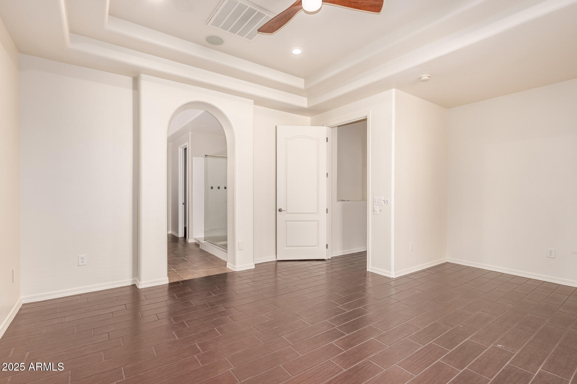 2198 E WISTERIA Drive