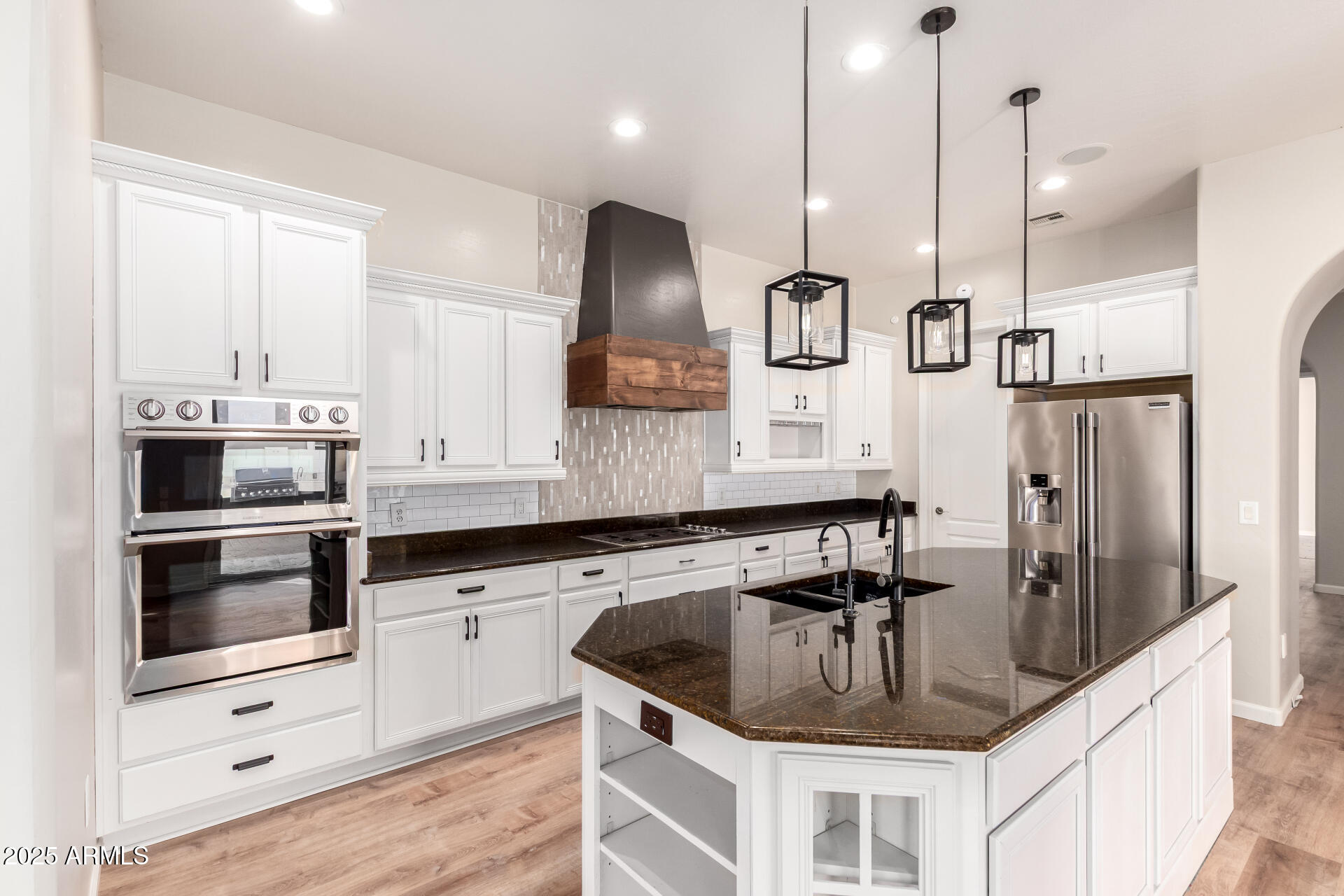 2198 E WISTERIA Drive