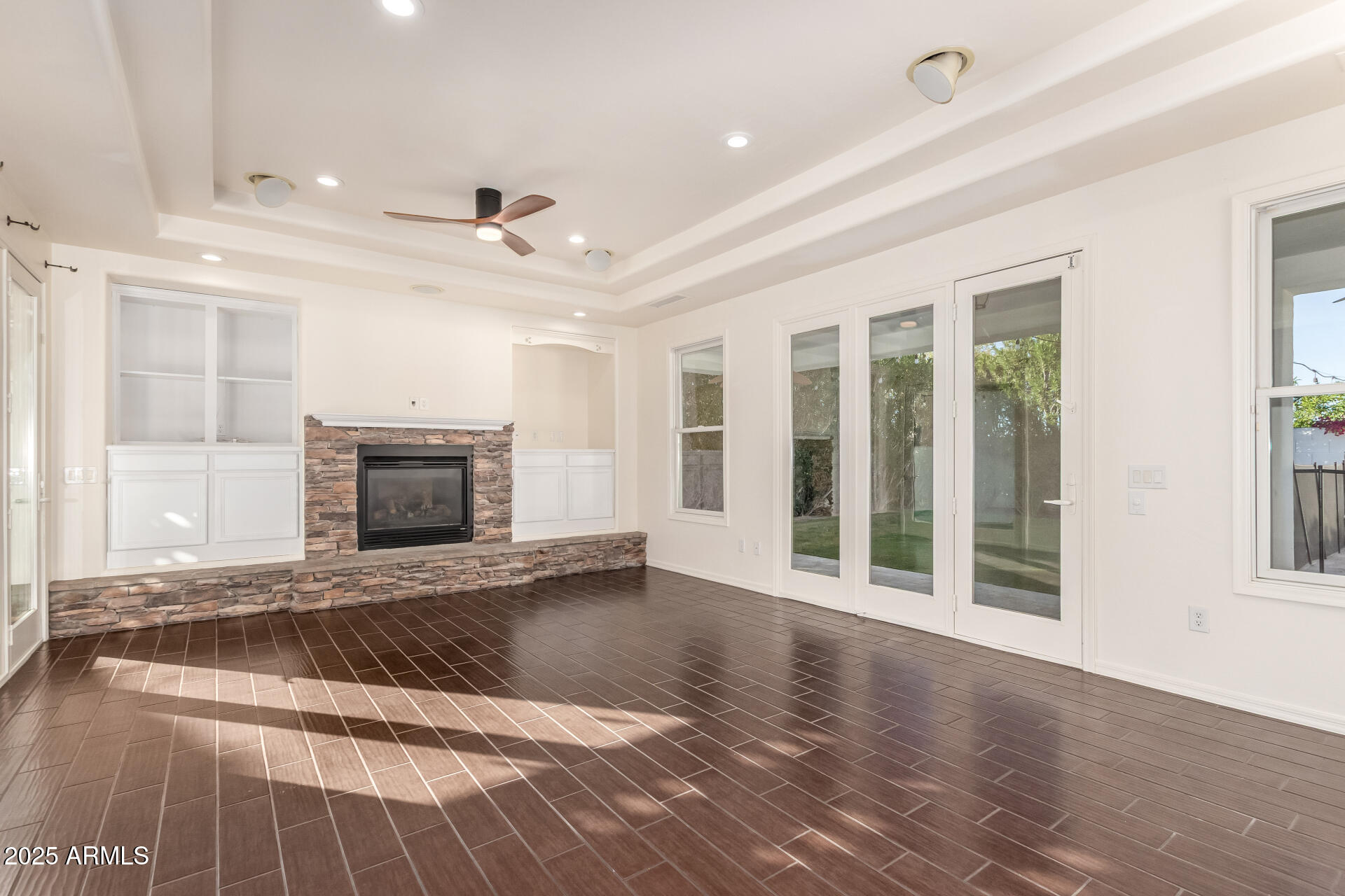 2198 E WISTERIA Drive