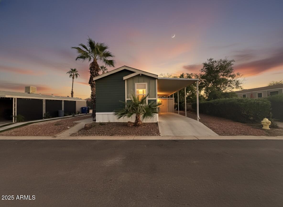 12721 W GREENWAY Road, 184