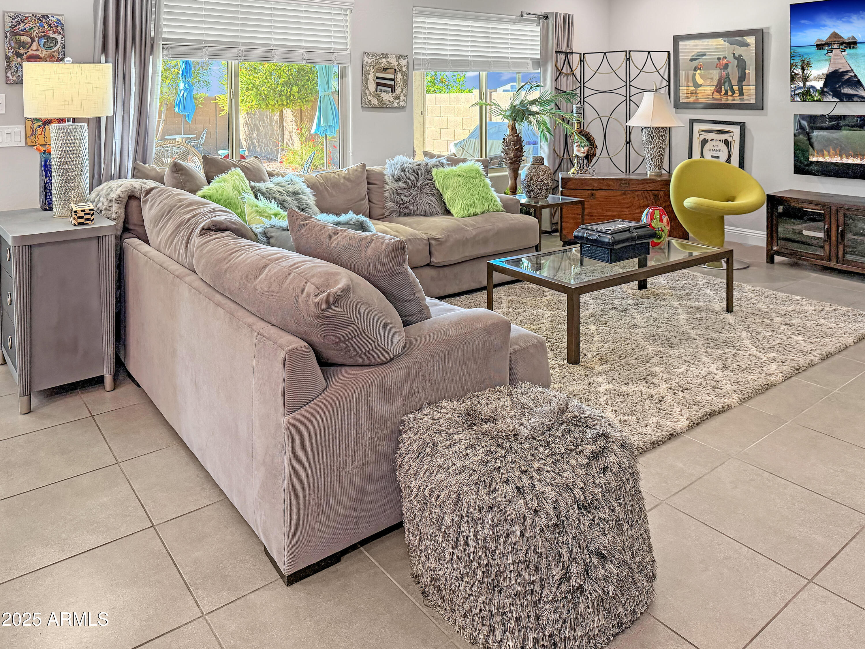 3848 N HUNTINGTON Drive