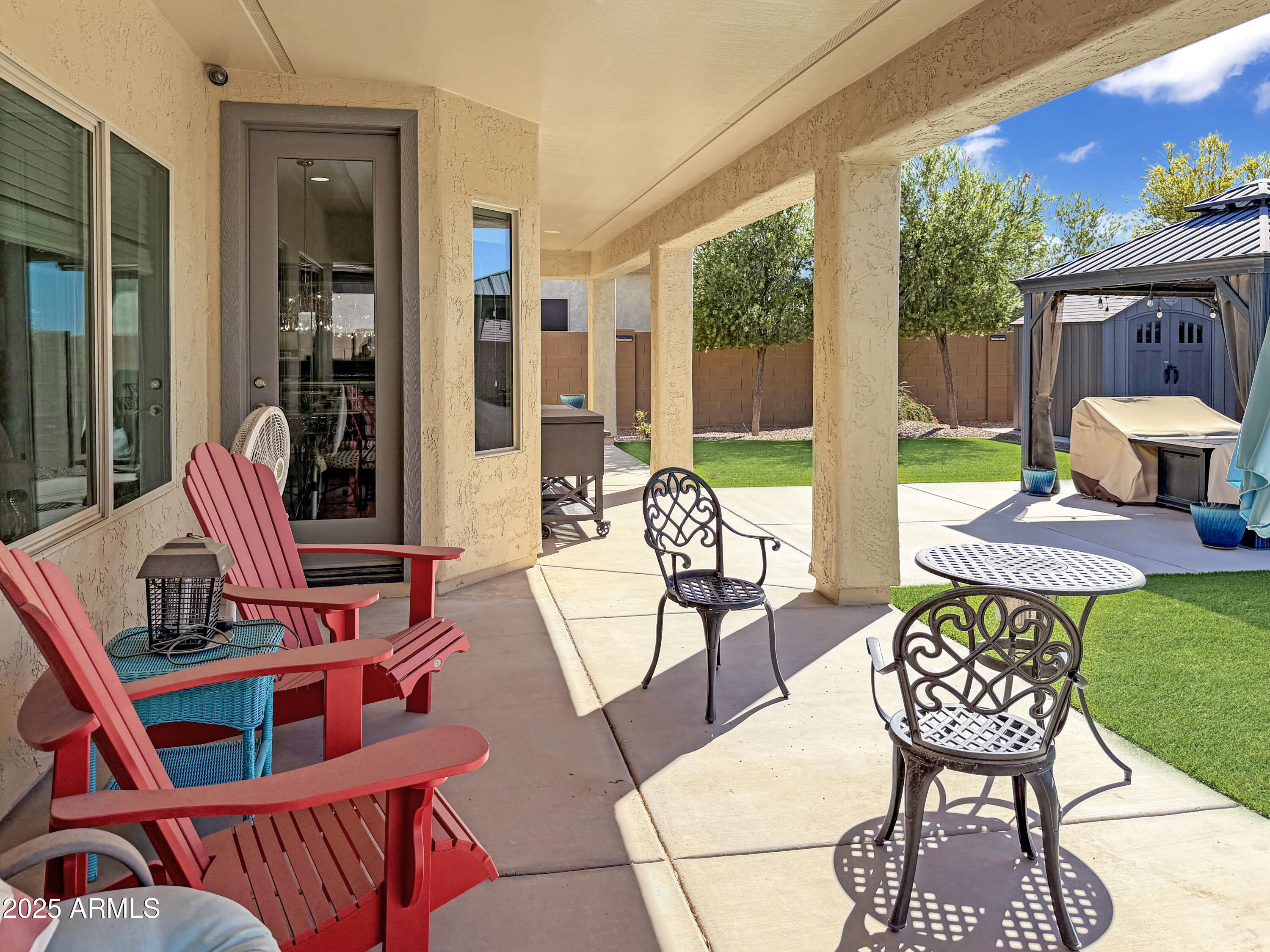 3848 N HUNTINGTON Drive