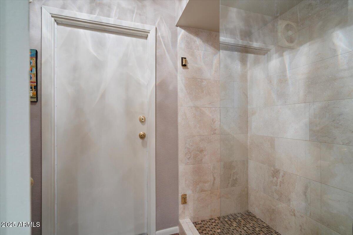 8306 E VIA DE DORADO