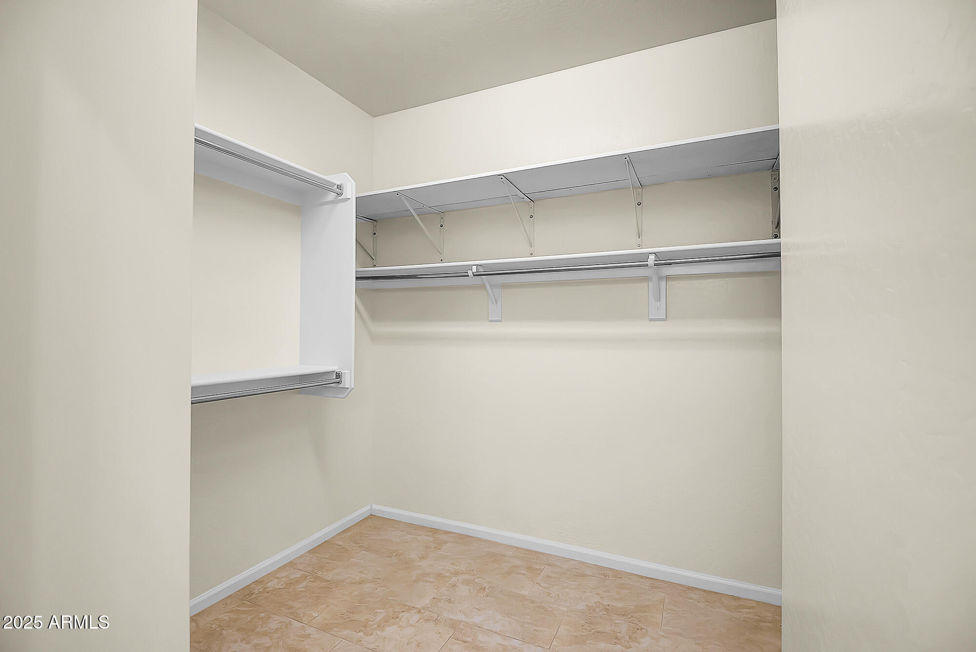 16680 W VIRGINIA Avenue