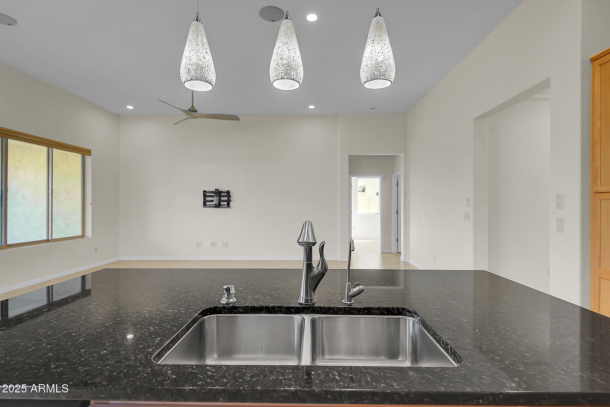 16680 W VIRGINIA Avenue