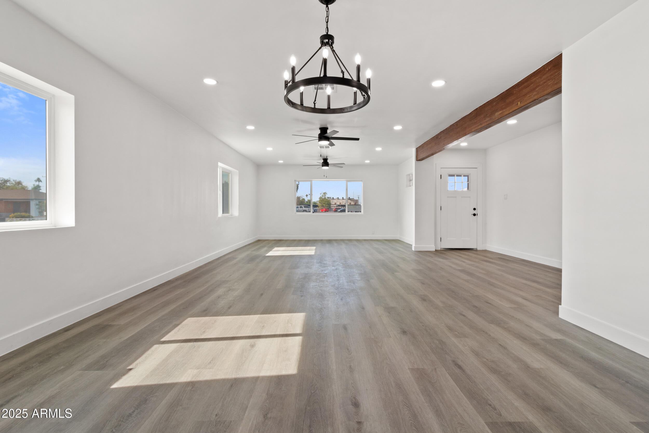 346 W EDGEMONT Avenue