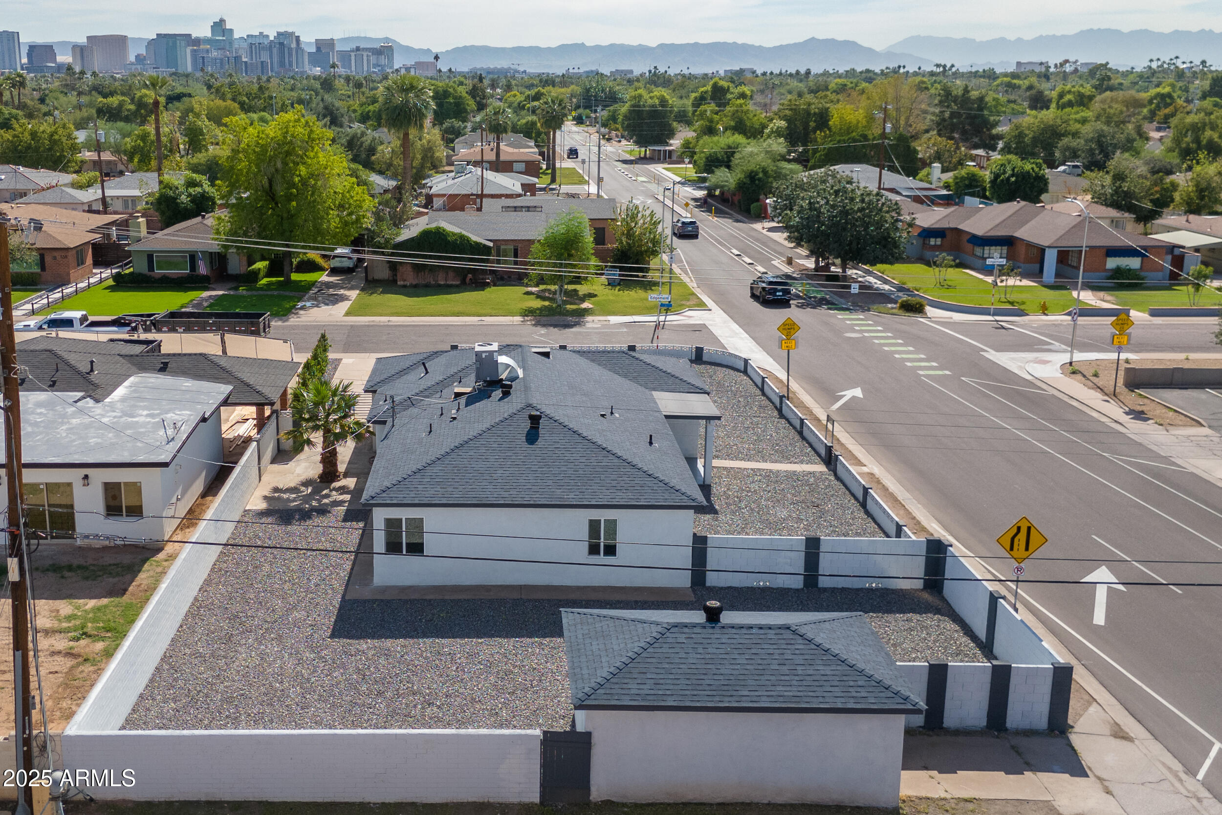 346 W EDGEMONT Avenue